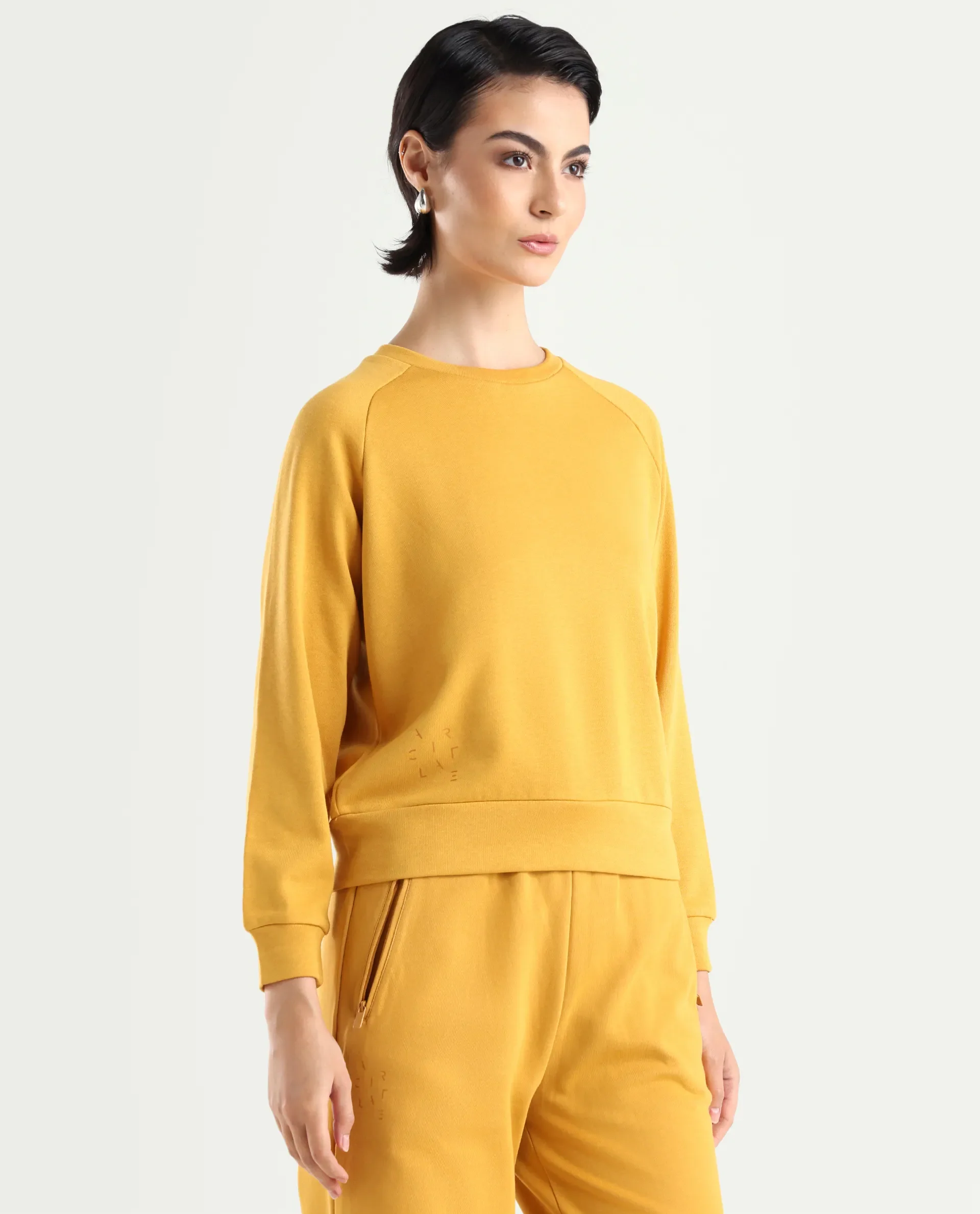 Rareism Women's Medium Weight Terry 290 Gsm Cotton Blend Crew Neck Plain Cuffed Sleeve Relaxed Fit Sweatshirt - Image 7