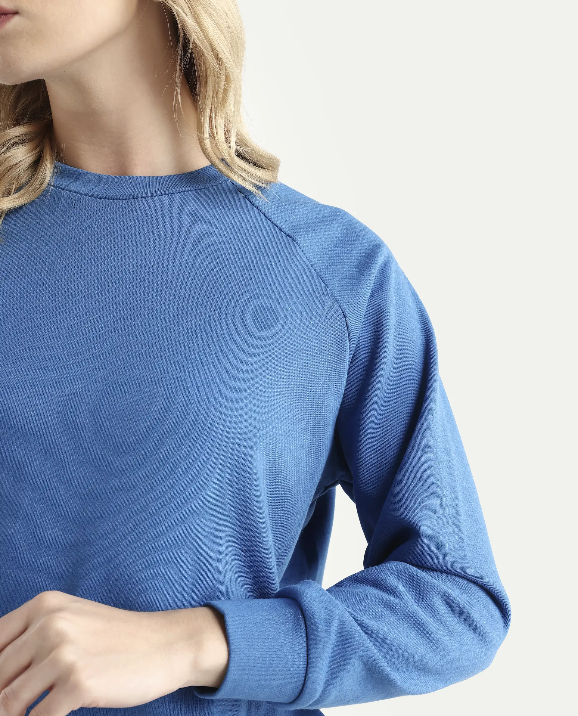 Rareism Women's Medium Weight Terry 290 Gsm Cotton Blend Crew Neck Plain Cuffed Sleeve Relaxed Fit Sweatshirt - Image 4
