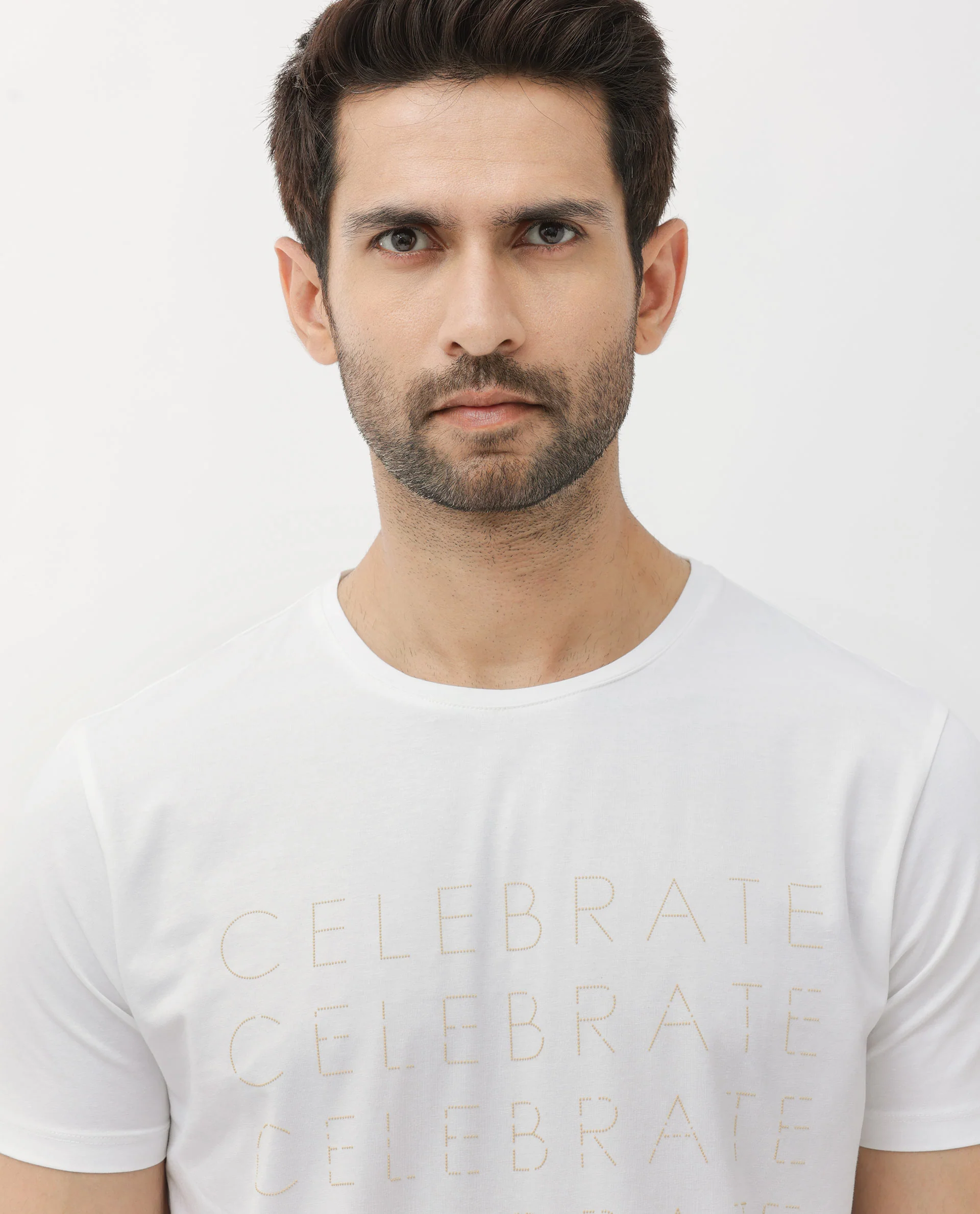 Rare Rabbit Articale Men's Celebrate-1 White Crew Neck Regular Fit Knit Typography Print T-Shirt - Image 4