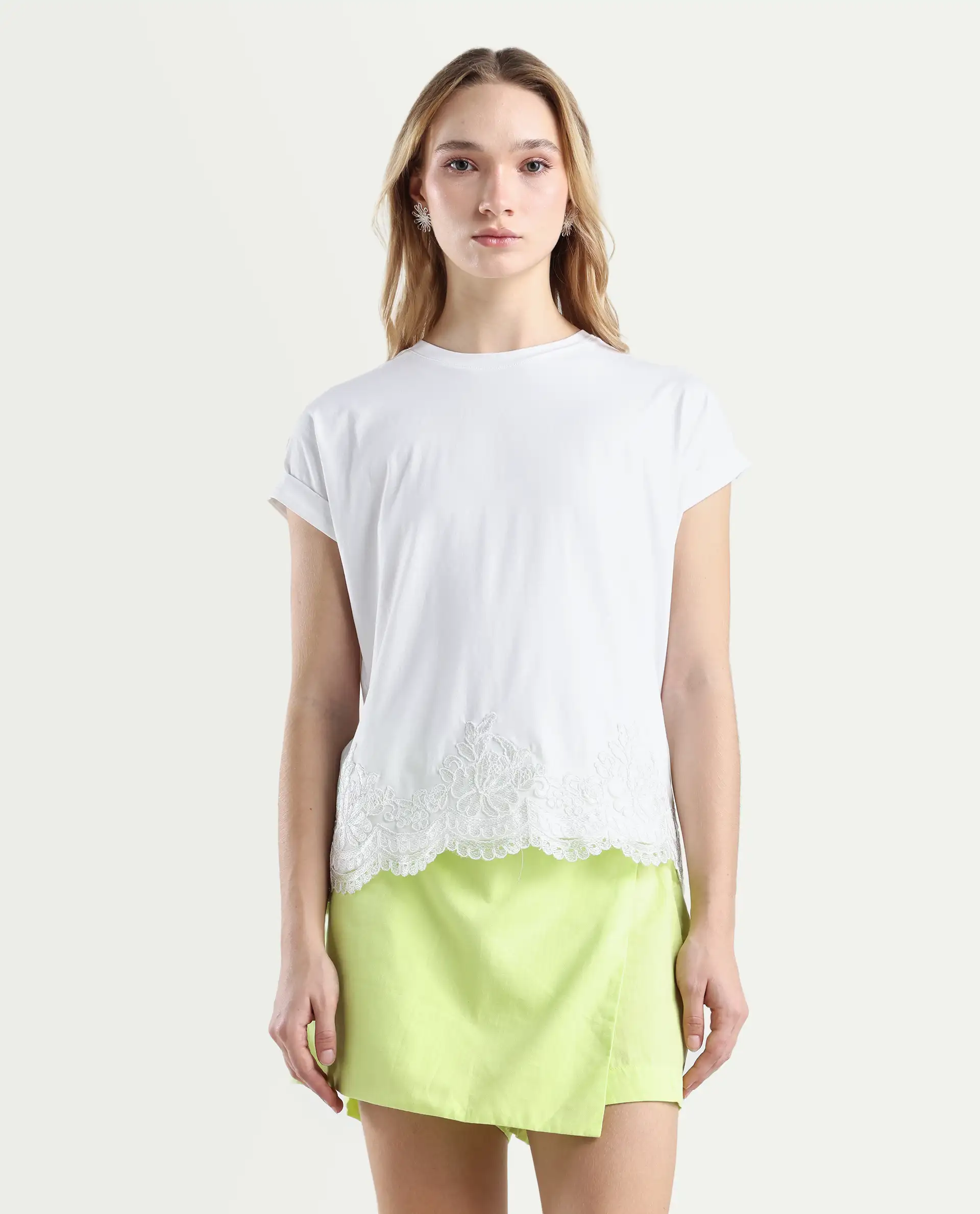 Rareism Women's Celo White Cotton Blend Crew Neck Regular Fit T-Shirt - Image 3