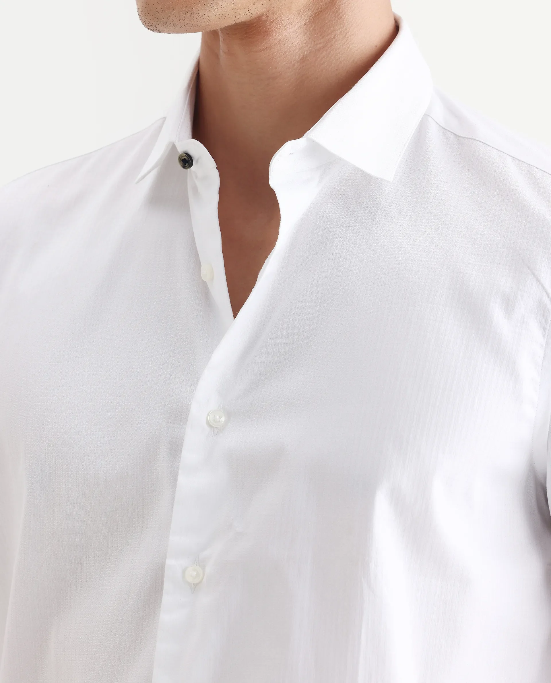 Rare Rabbit Men's Centi White Cotton Plain Regular Fit Full Sleeve Collared Shirt - Image 3