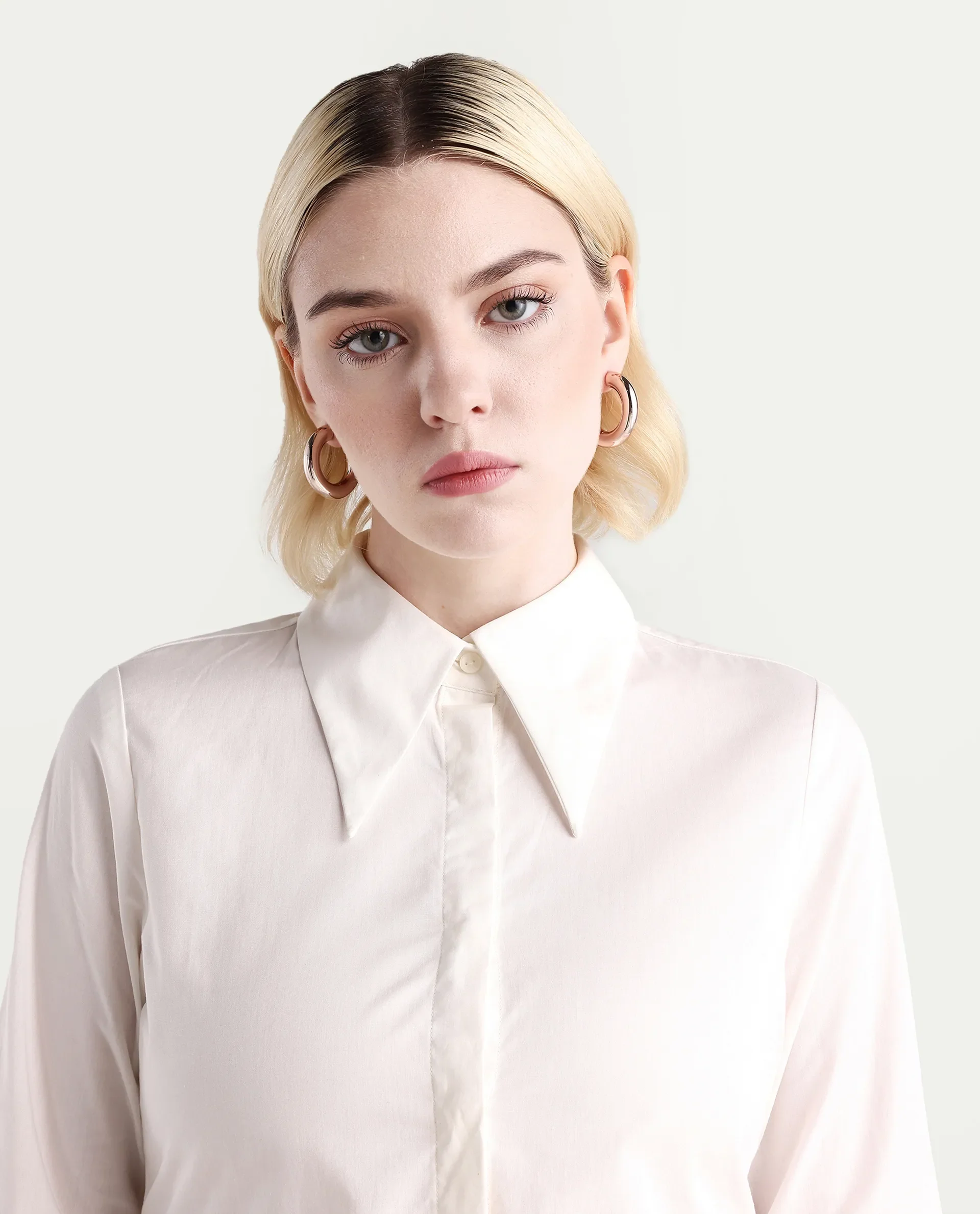 Rareism Women's Ceos White Cotton Spread Collar Plain Cuffed Sleeve Regular Fit Top - Image 4
