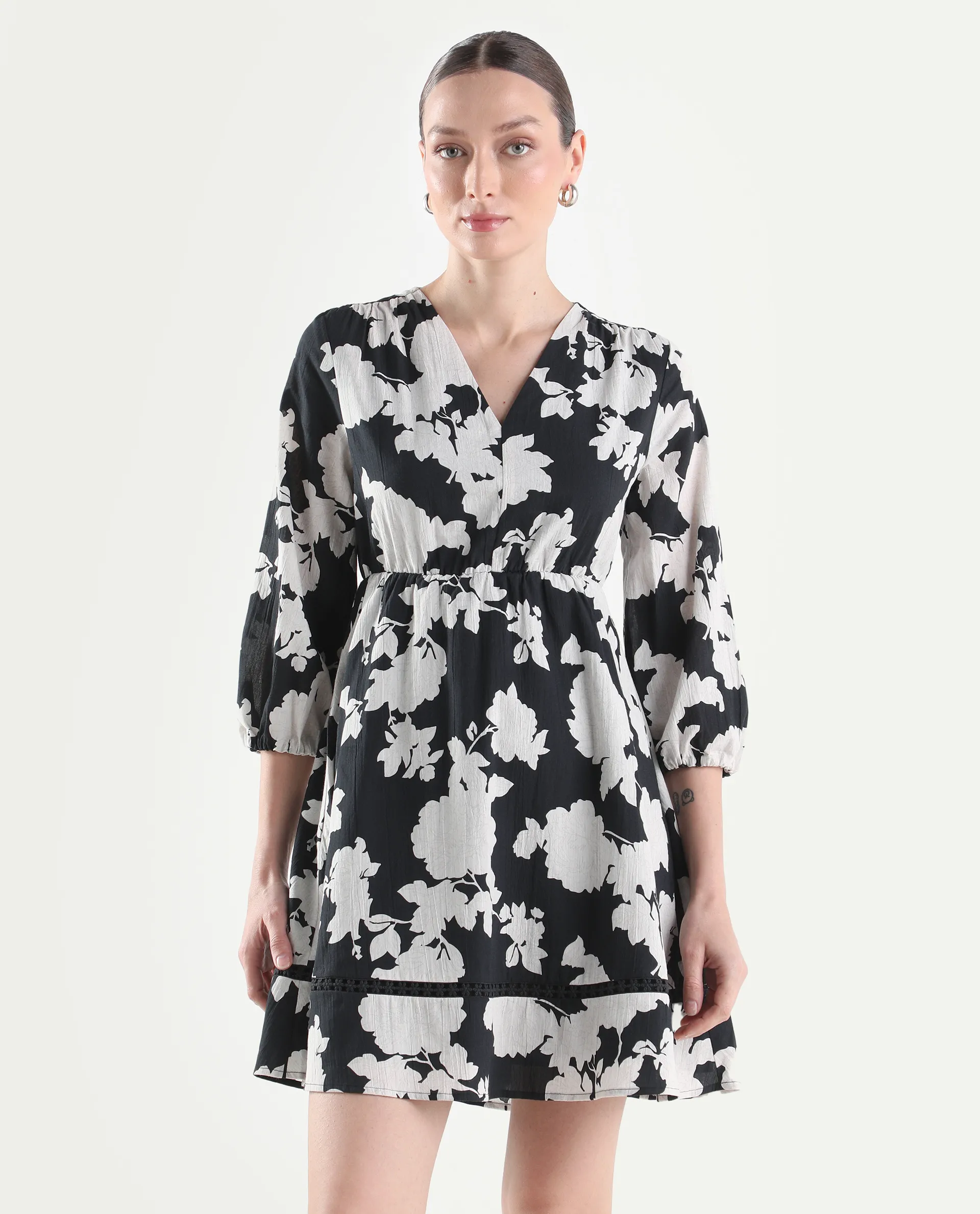 Rareism Women's Cezar Black Cotton 3/4Th Sleeve Flared Printed Dress - Image 3