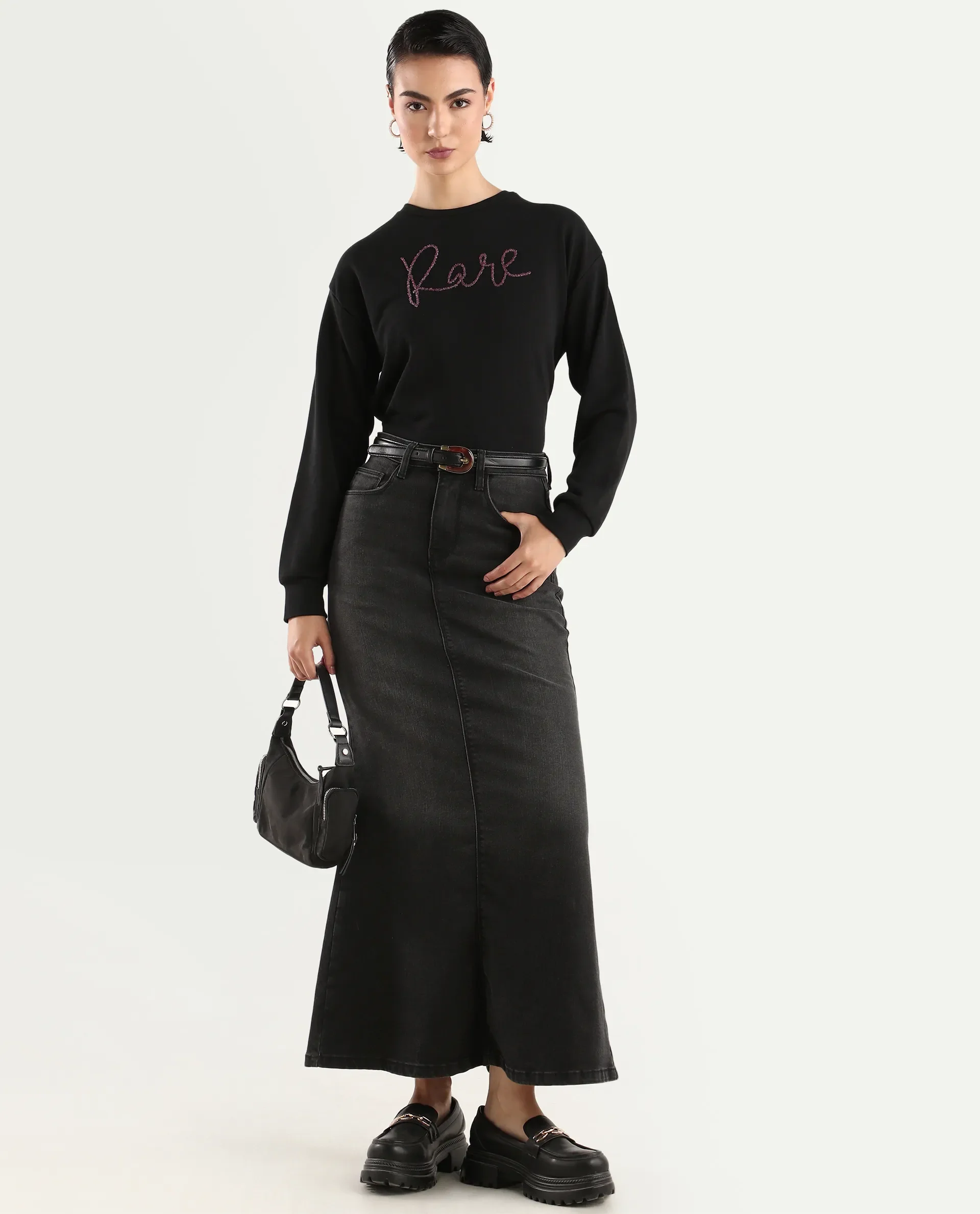 Rareism Women's Chant Black Cotton Blend Crew Neck Plain Relaxed Fit Sweatshirt - Image 2