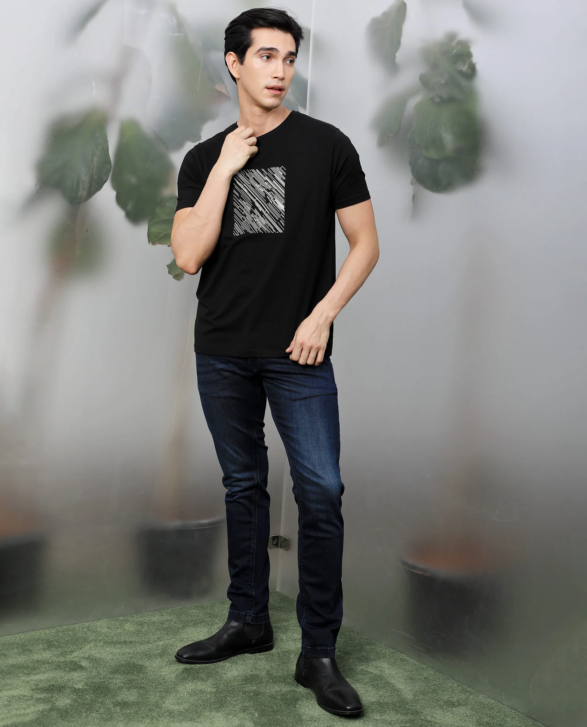 Rare Rabbit Men's Chevillon Dark Navy Cotton Plain Hawk Slim Fit Jeans - Image 6
