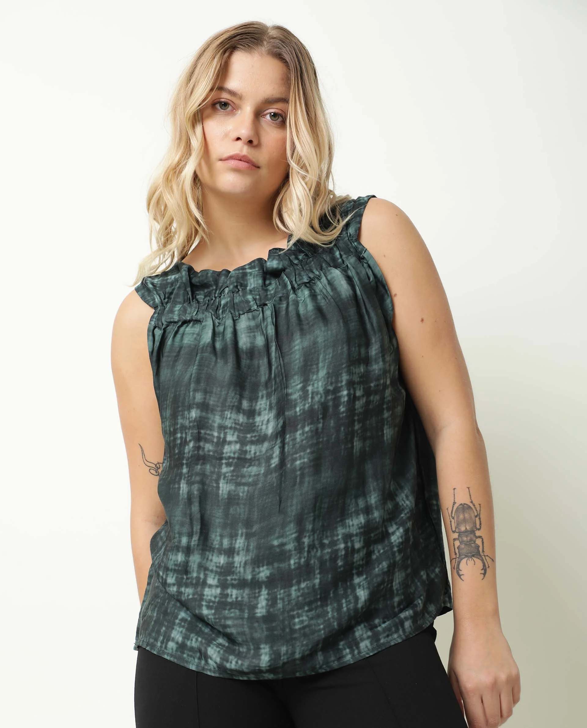 Rareism Women's Chiat Green Modal Boat Neck Ombre Sleeveless Relaxed Fit Top