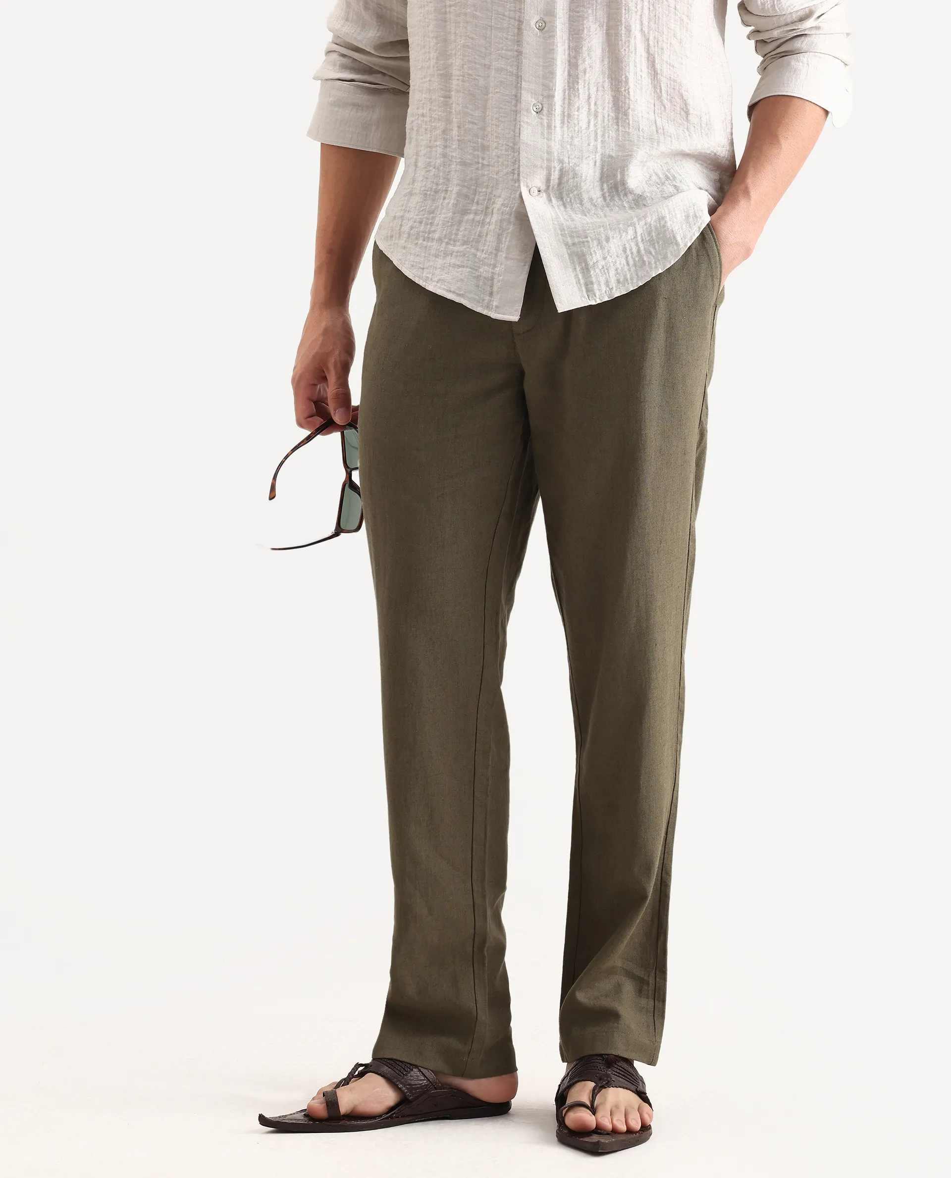 Rare Rabbit Men Chinio Dark Olive Linen Blend Drawstring Closure Plain Trouser - Image 2