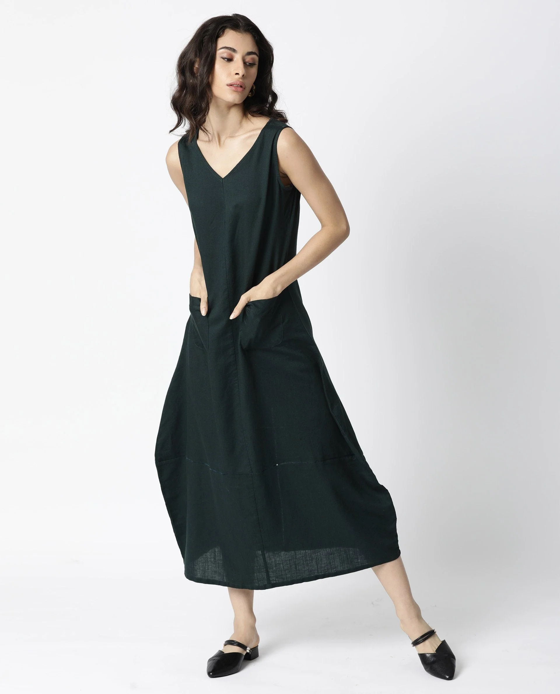 Rareism Women's Chloe Green Linen V-Neck Plain Sleeveless Maxi Regular Fit Dress - Image 3