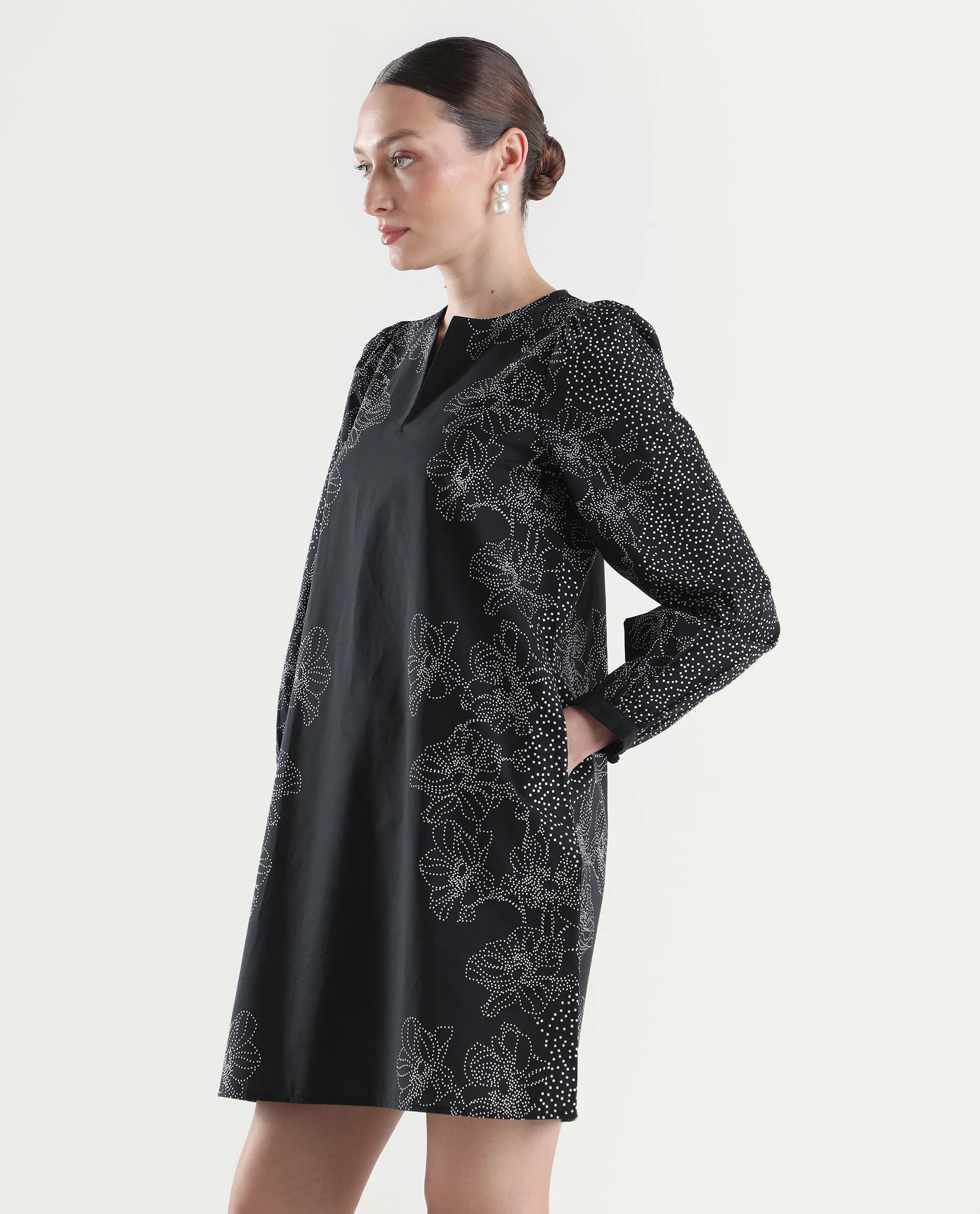 Rareism Women's Ciana Black Cotton Full Sleeve Relaxed Fit Floral Print Dress - Image 5