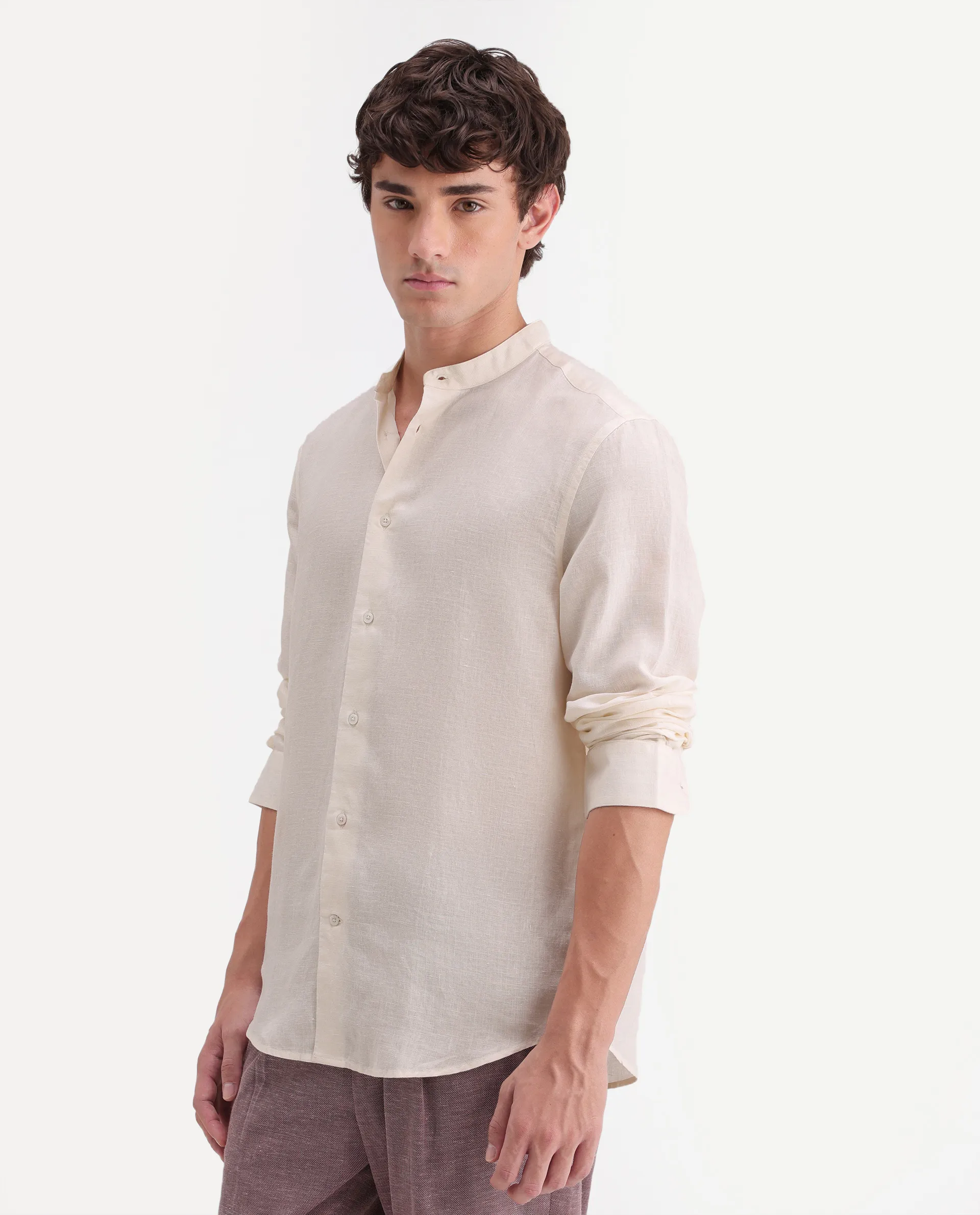 Rare Rabbit Men's Cinex-Aw26 Off White Linen Mandarin Collar Regular Fit Plain Shirt - Image 6