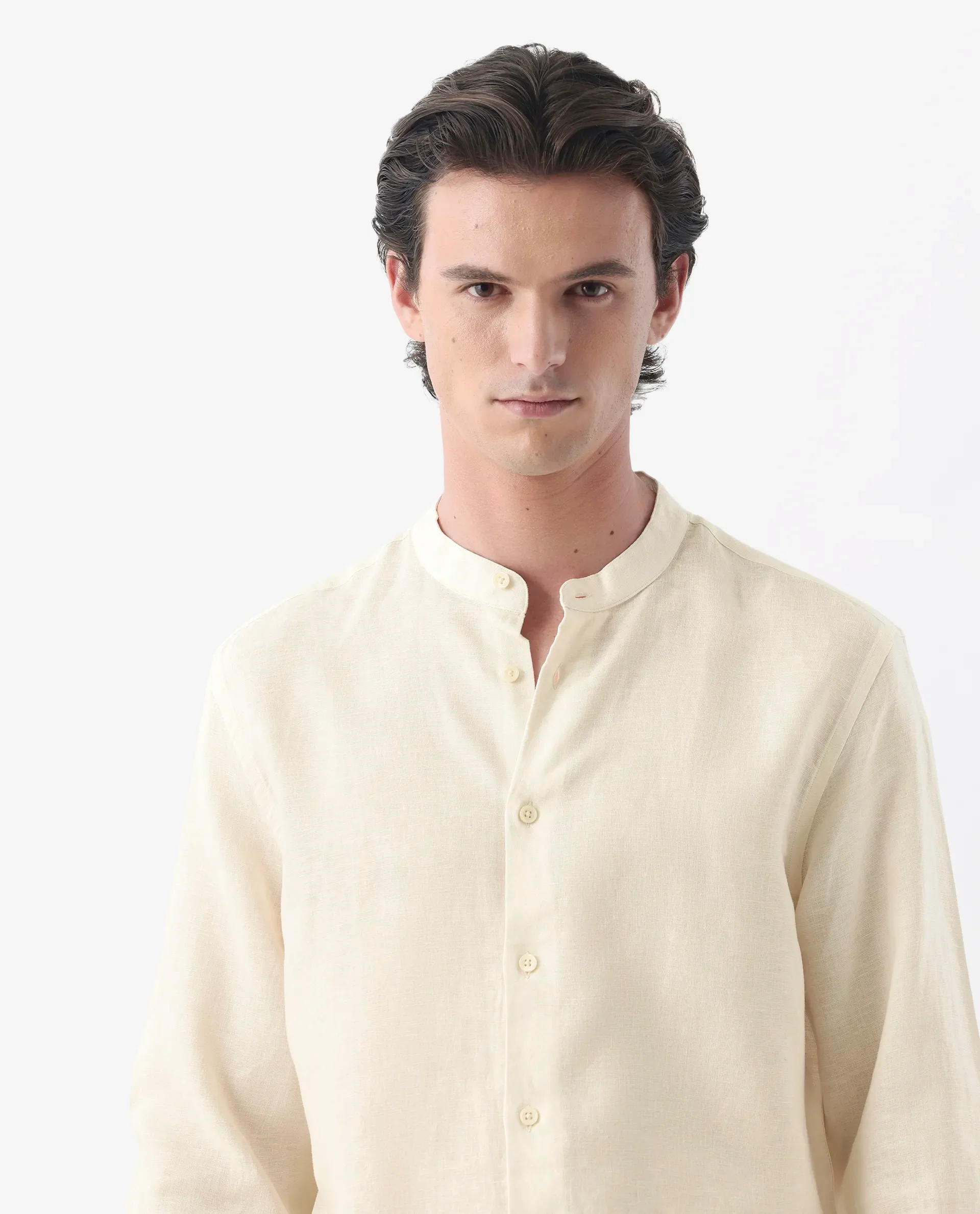 Rare Rabbit Men's Cinex Ls-25 Off White Linen Blend Plain Regular Fit Full Sleeve Mandarin Collar Shirt - Image 4