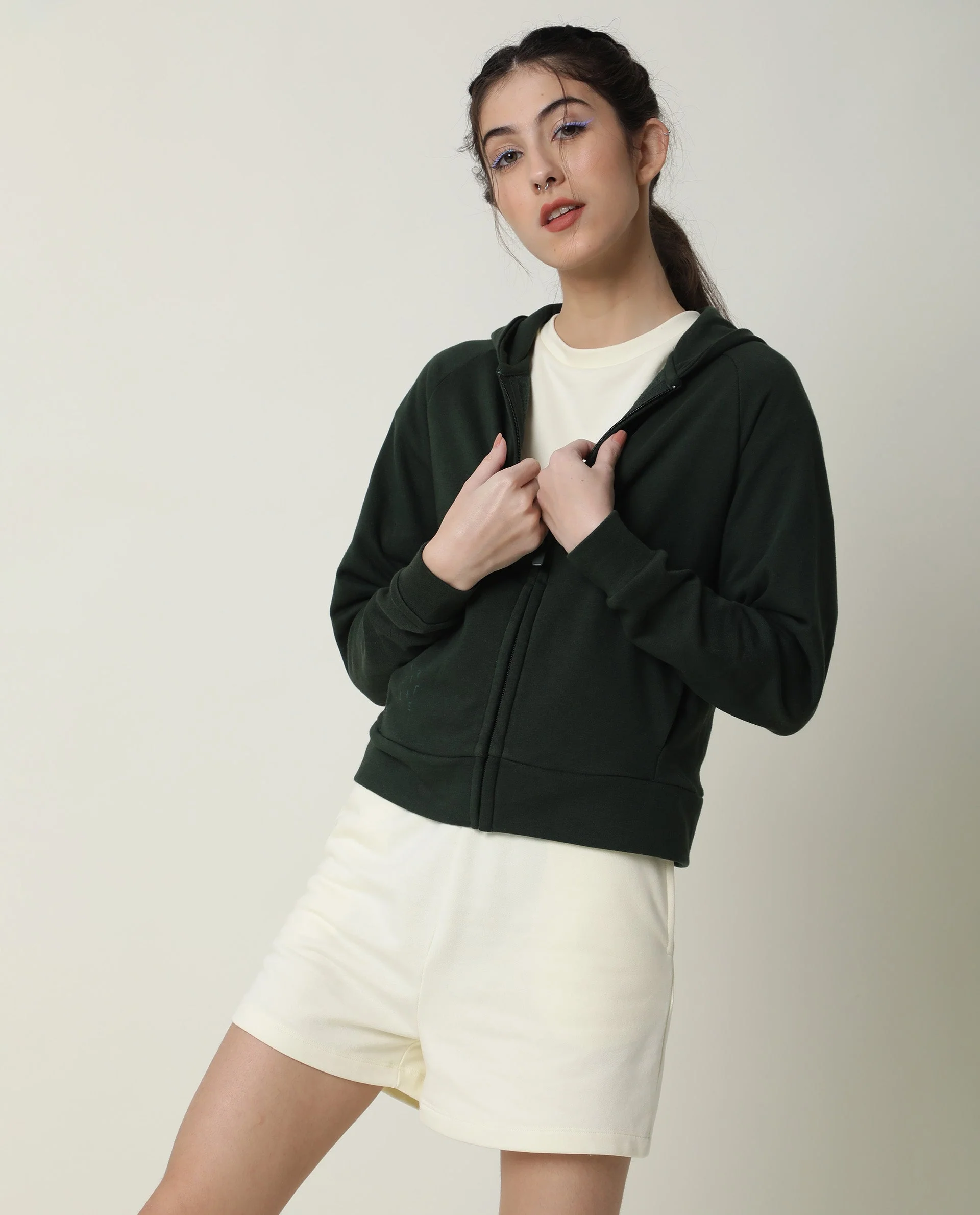 Rareism Women's Medium Weight Terry 290 Gsm Cotton Blend Plain Mini Relaxed Fit Shorts - Image 5