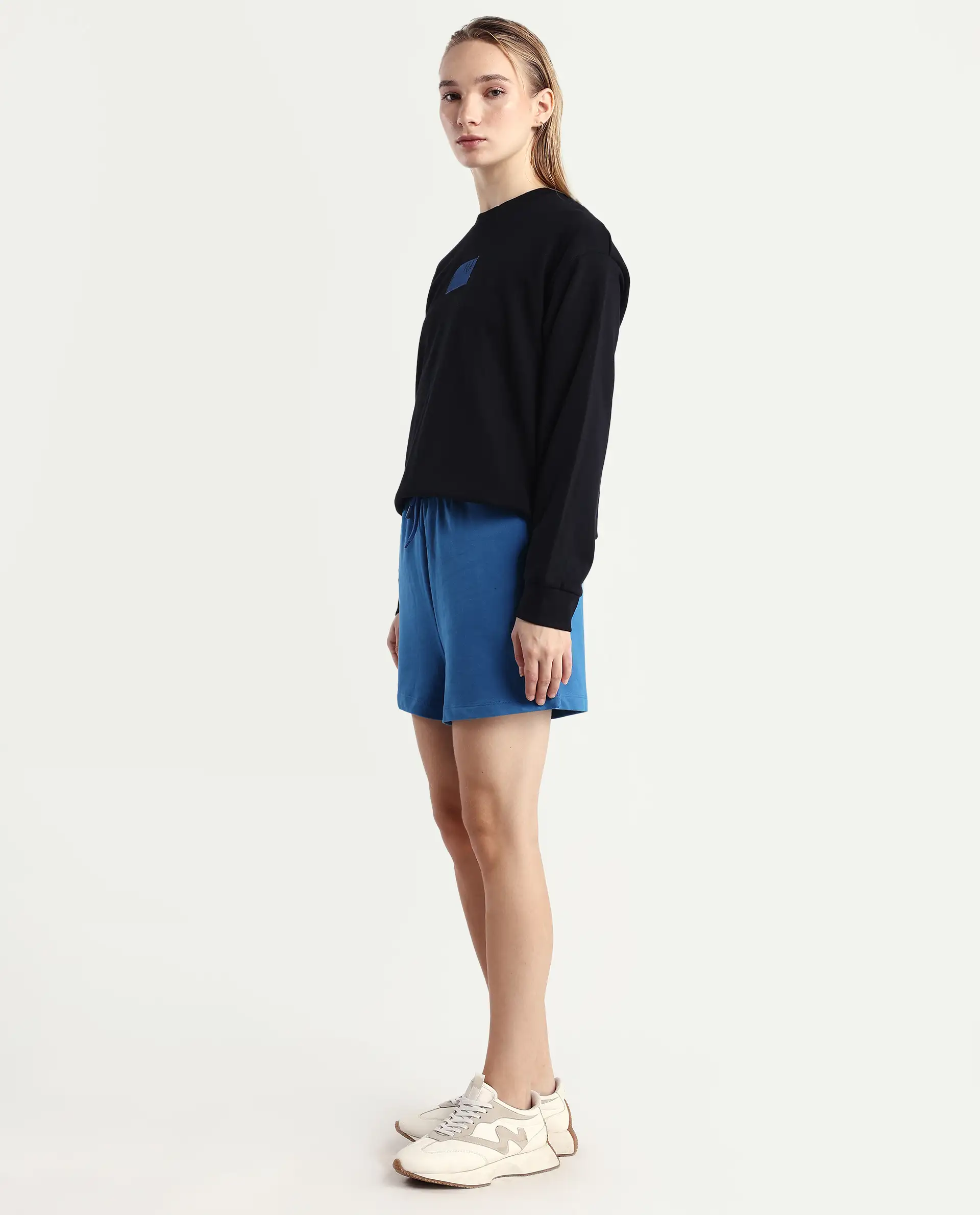 Rareism Women's Medium Weight Terry 290 Gsm Cotton Blend Plain Mini Relaxed Fit Shorts - Image 5