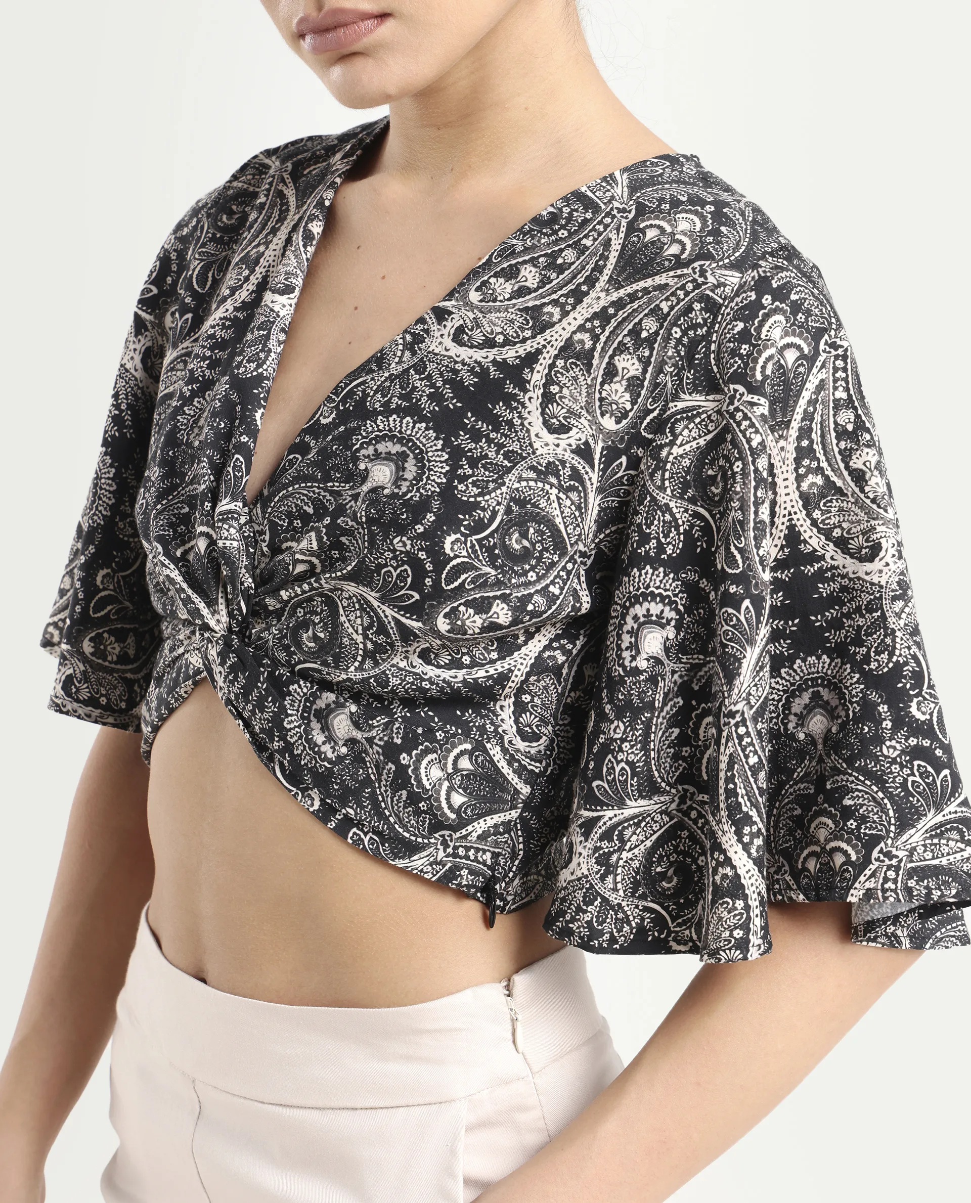 Rareism Women's Clarence Black Cotton Blend V-Neck Paisley Print Flared Sleeve Crop Regular Fit Top - Image 4