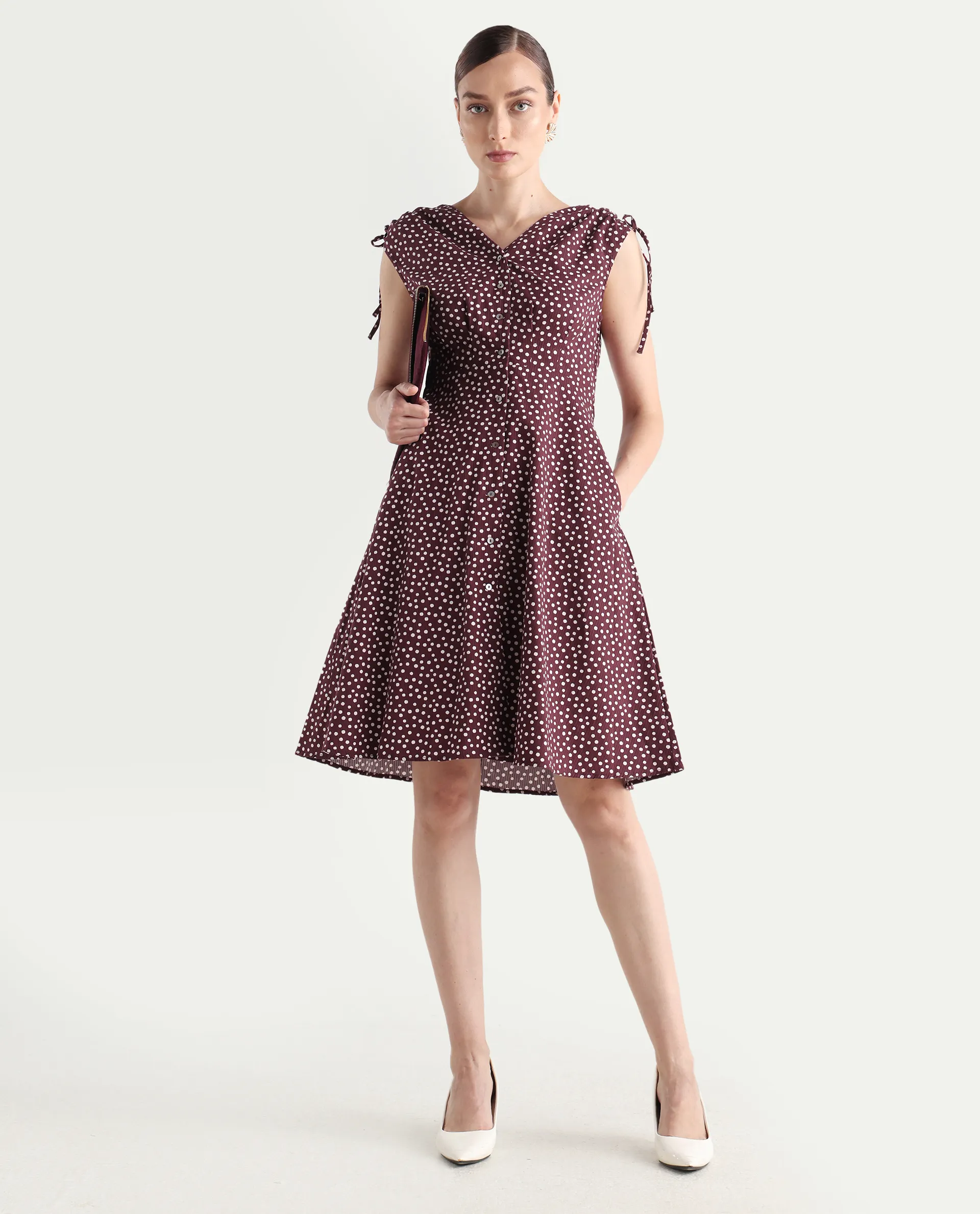 Rareism Women's Clarta Brown V-Neck Polka Print Sleeveless Midi A-Line Dress - Image 2