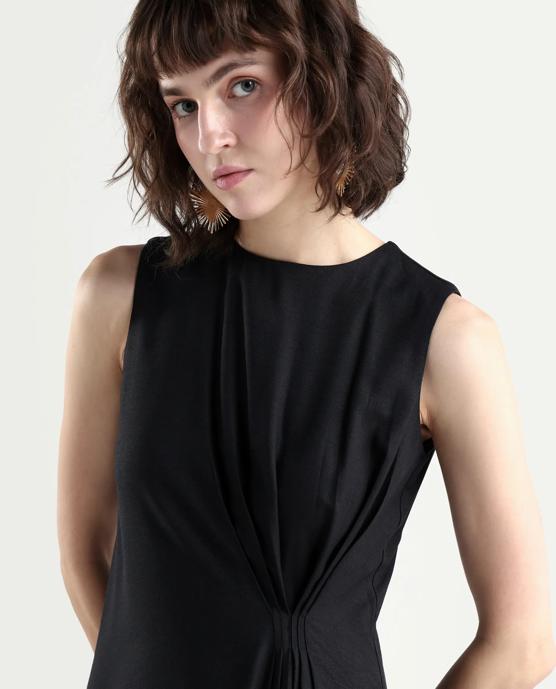 Rareism Women's Clasero Black Viscose Blend Sleeveless A-Line Plain Dress - Image 3