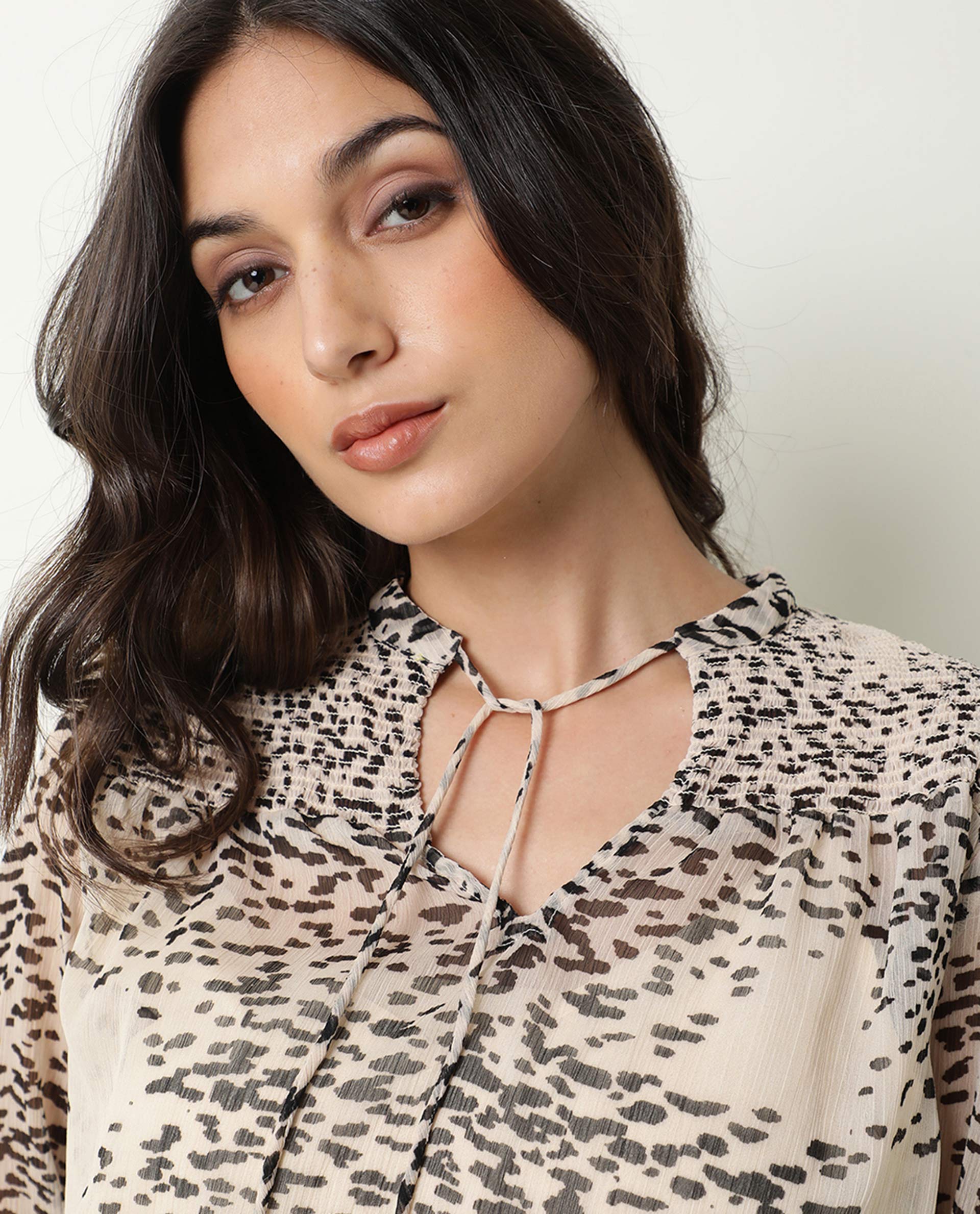 Rareism Women's Claude Beige Polyester Tie-Up Neck Abstract Print Regular Fit Top - Image 4