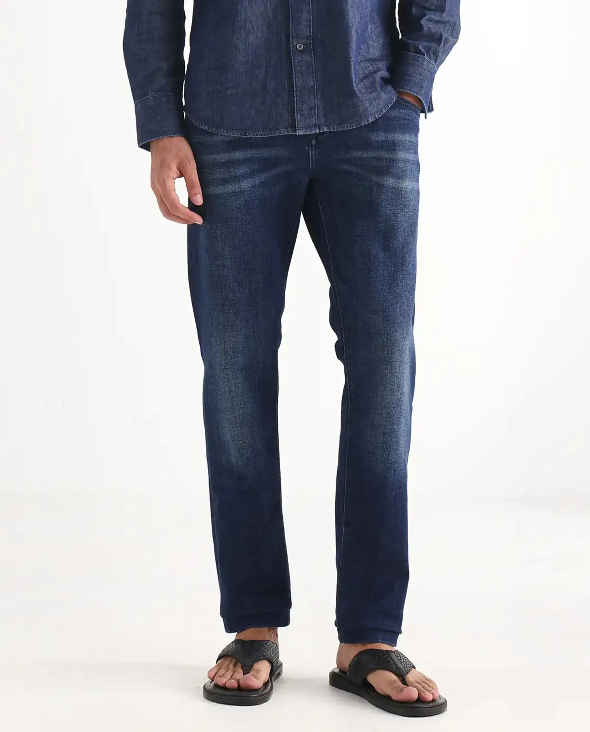 Rare Rabbit Men's Clio Dark Blue Cotton Blend Plain Relaxed Fit Jeans - Image 10