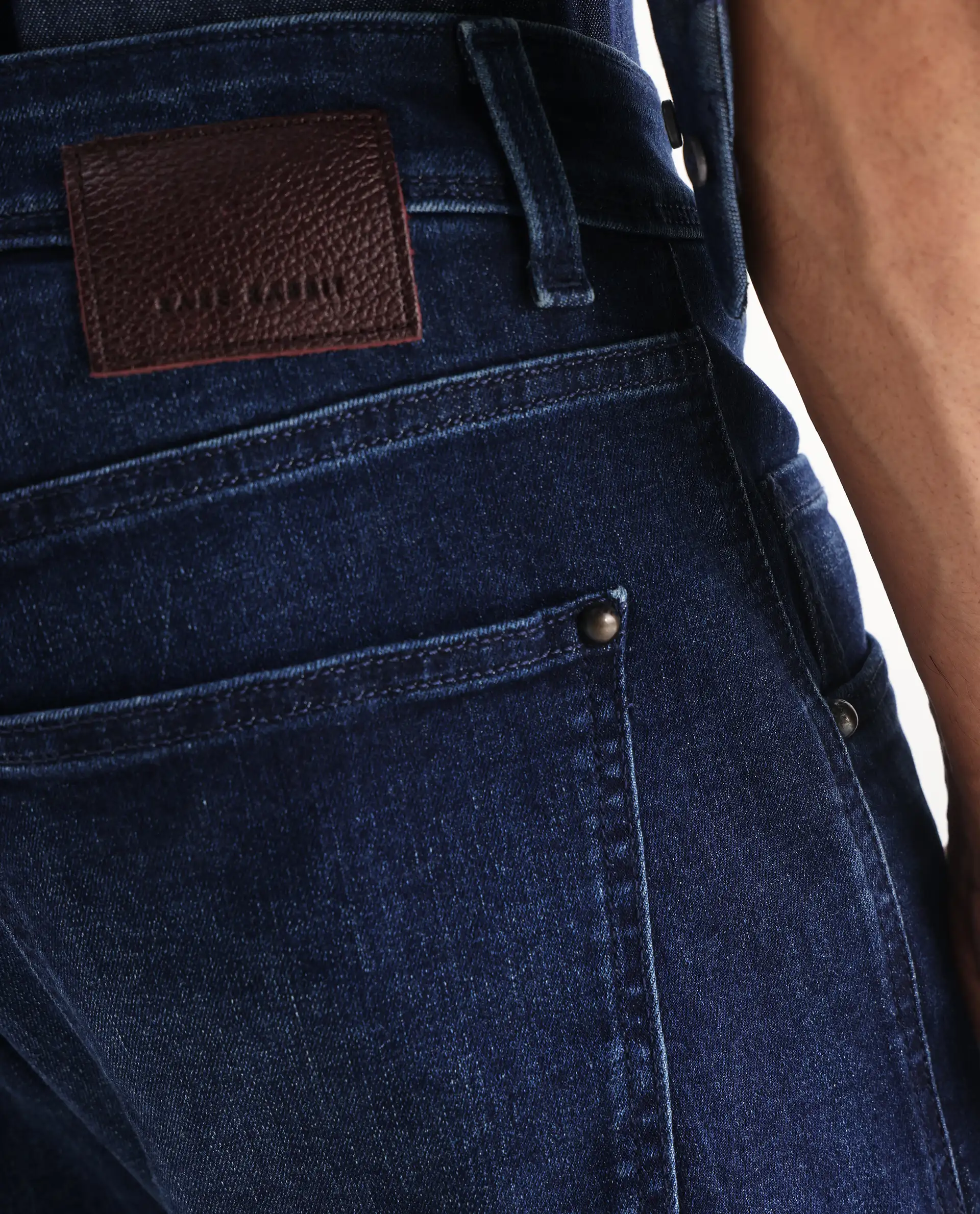 Rare Rabbit Men's Clio Dark Blue Cotton Blend Plain Relaxed Fit Jeans - Image 8
