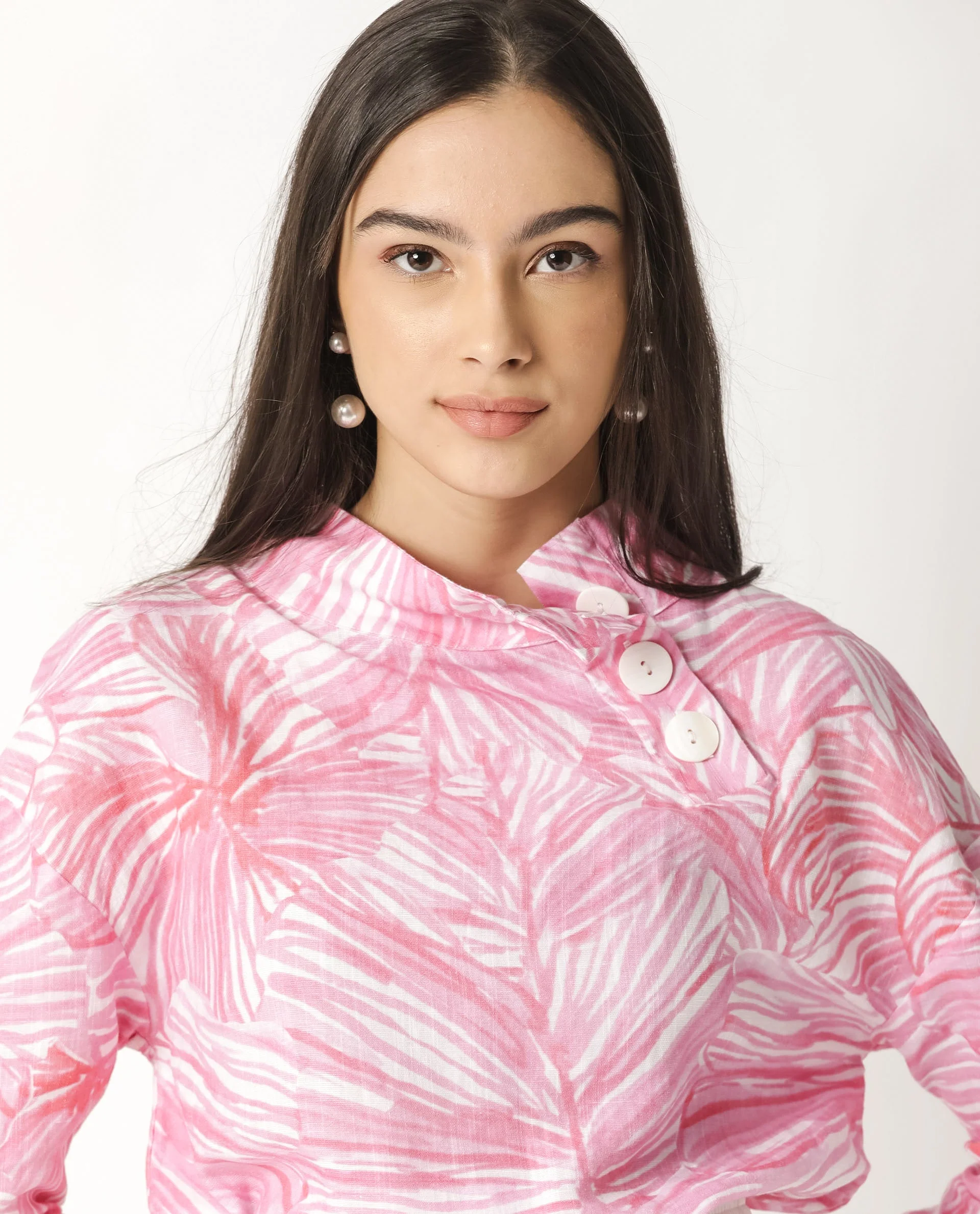 Rareism Women's Cloak White Linen Top - Image 4