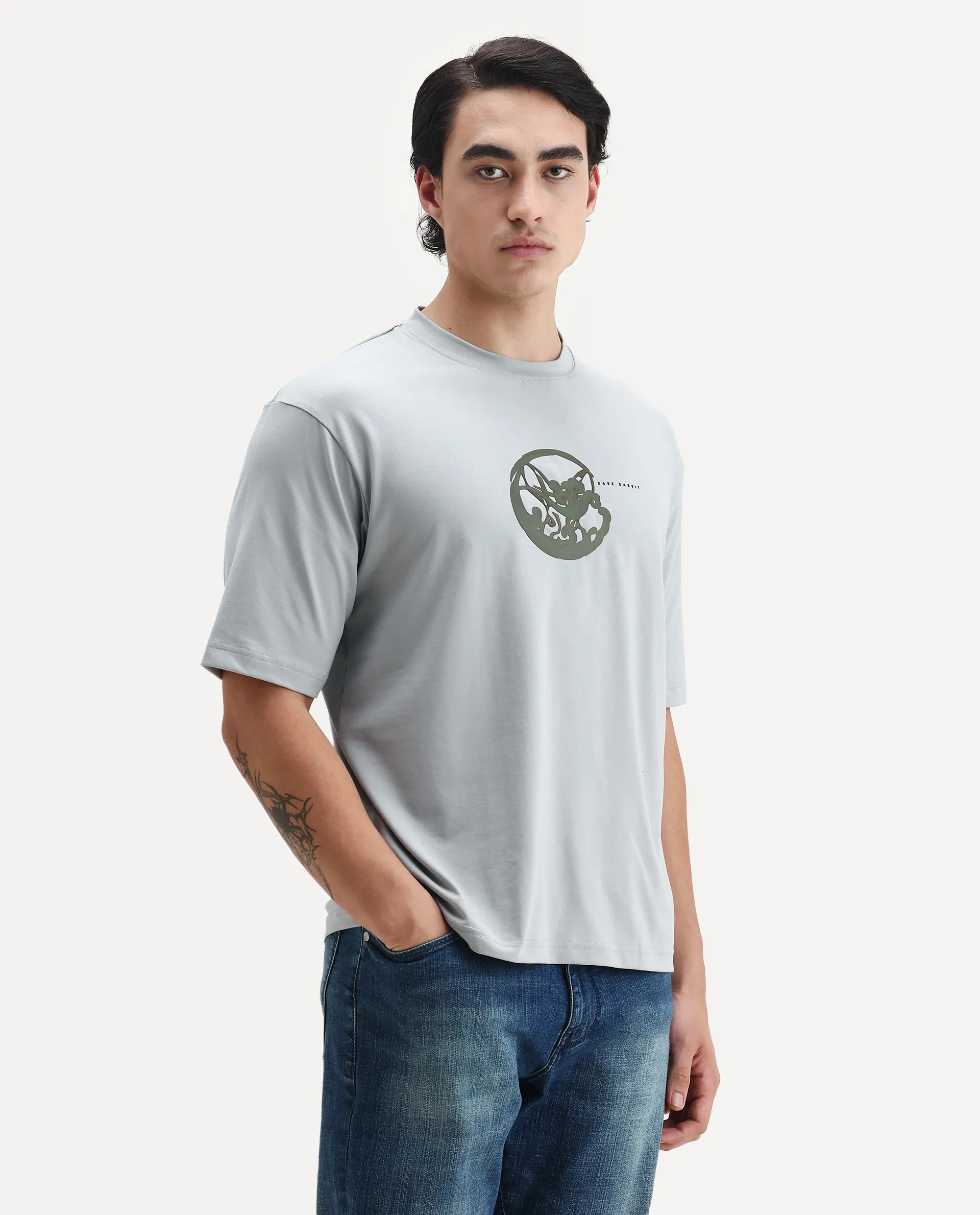 Rare Rabbit Men's Clod Light Grey Cotton Graphic Print Qlo Fit Half Sleeve Crew Neck T-Shirt - Image 5