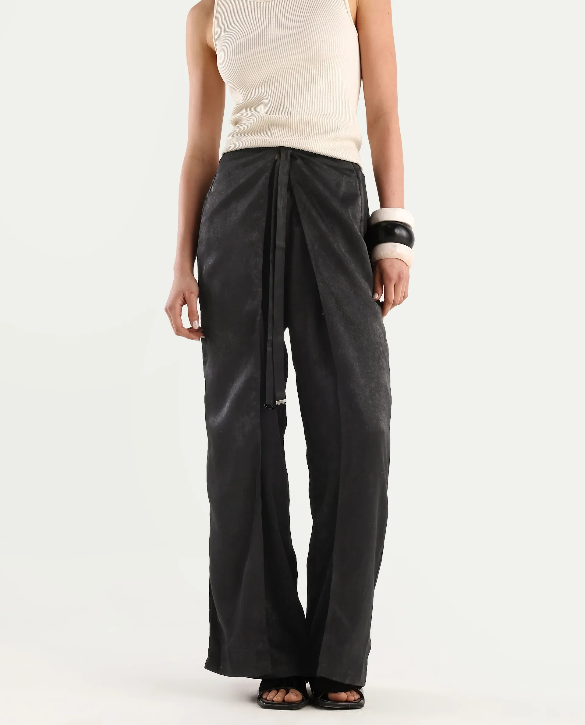 Rareism Women's Colet Black Polyester Plain Ankle Length Wide Trouser - Image 4