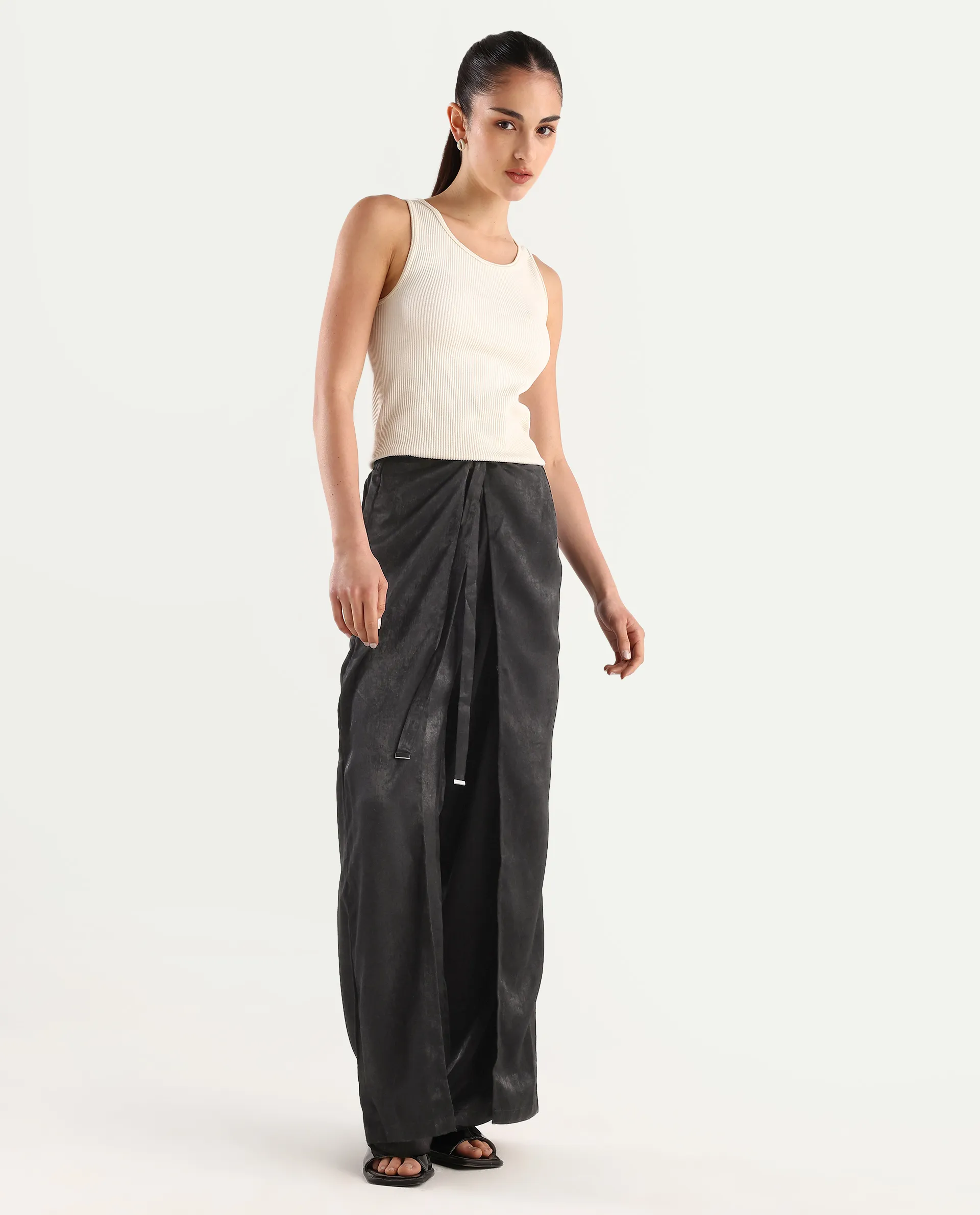 Rareism Women's Colet Black Polyester Plain Ankle Length Wide Trouser - Image 6