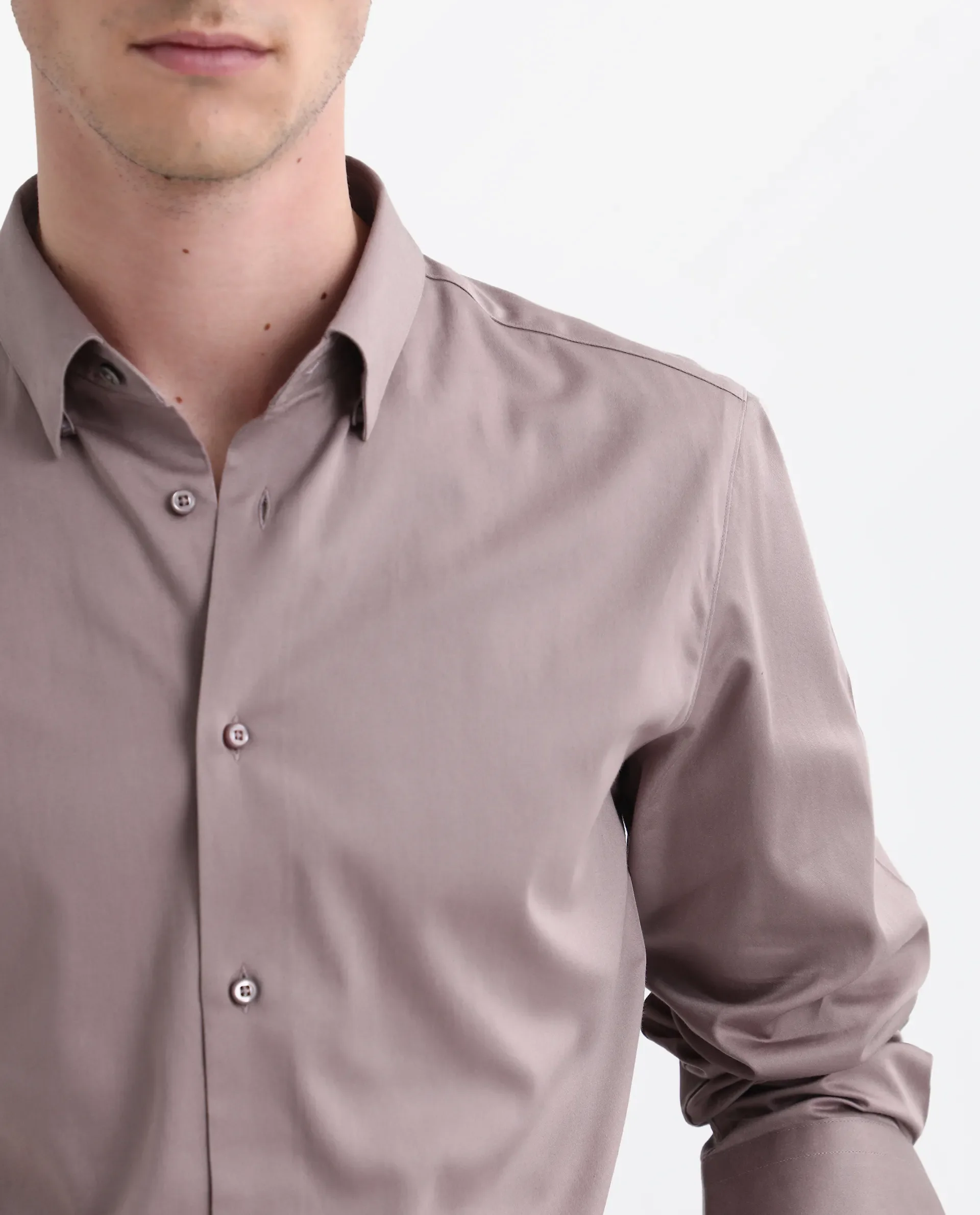 Rare Rabbit Men's Como-26 Dusky Pink Satin Plain Regular Fit Full Sleeve Collared Shirt - Image 3