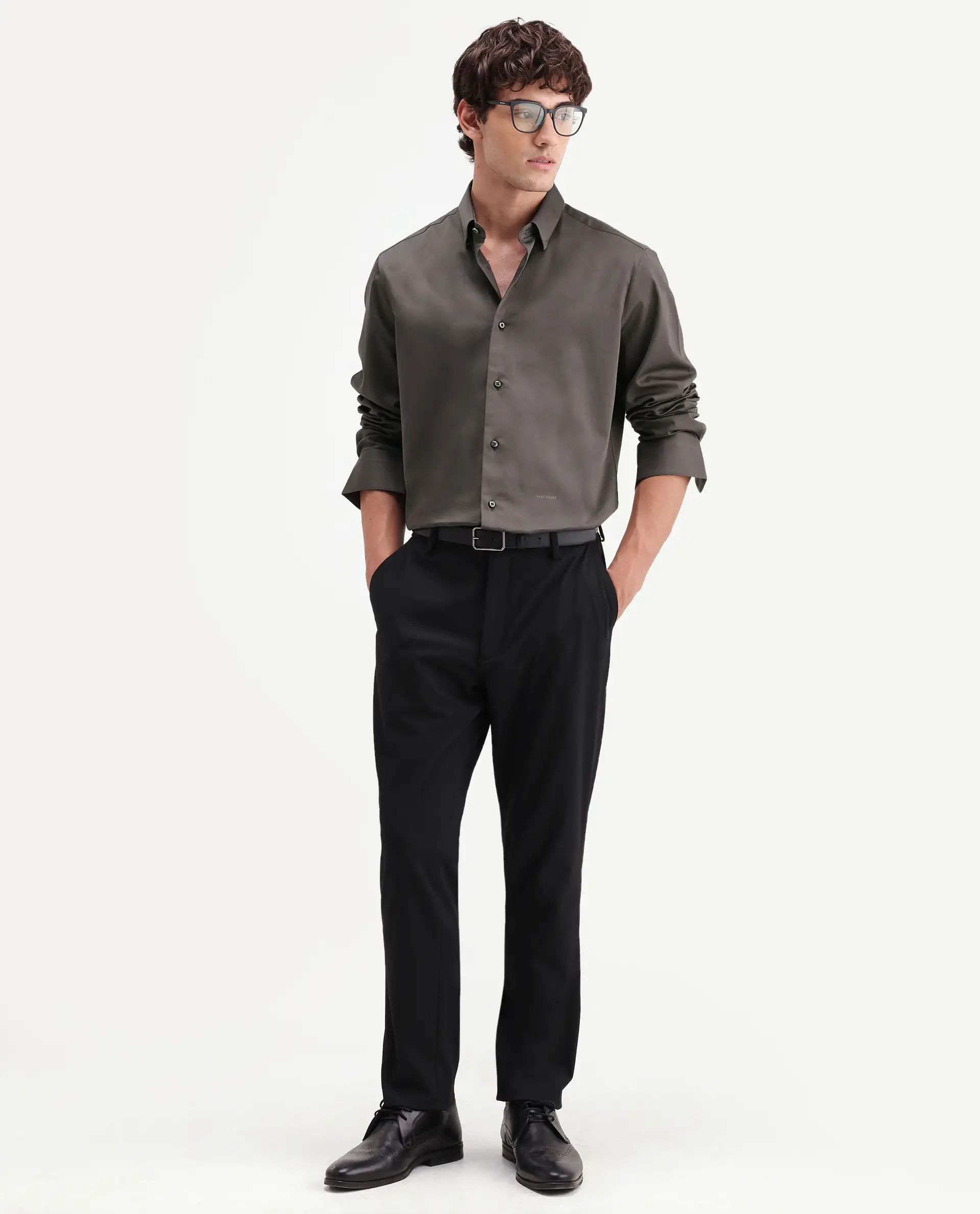 Rare Rabbit Men's Como-Aw26 Olive Cotton Blend Spread Collar Regular Plain Shirt - Image 2