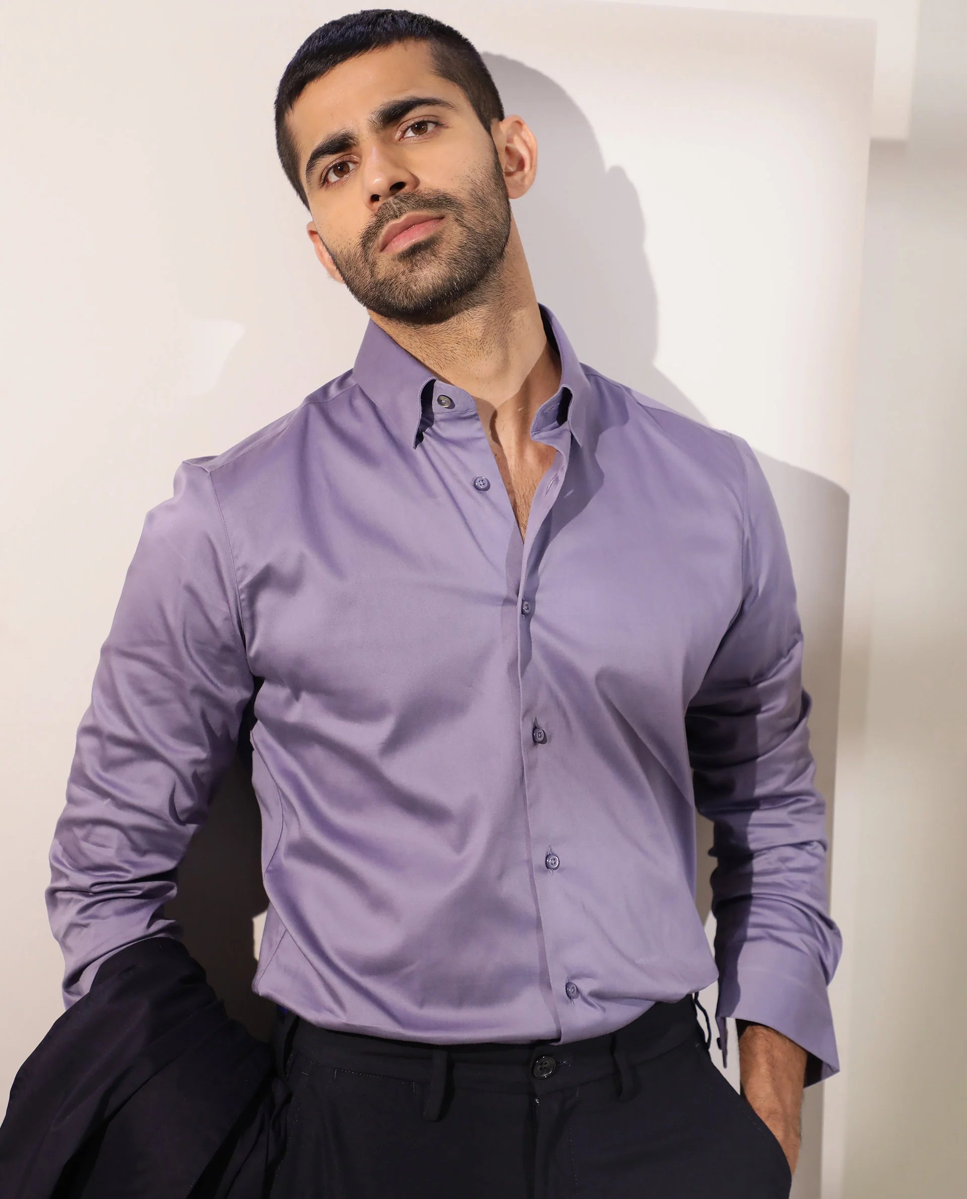 Rare Rabbit Men's Como Light Purple Satin Plain Regular Fit Full Sleeve Collared Shirt