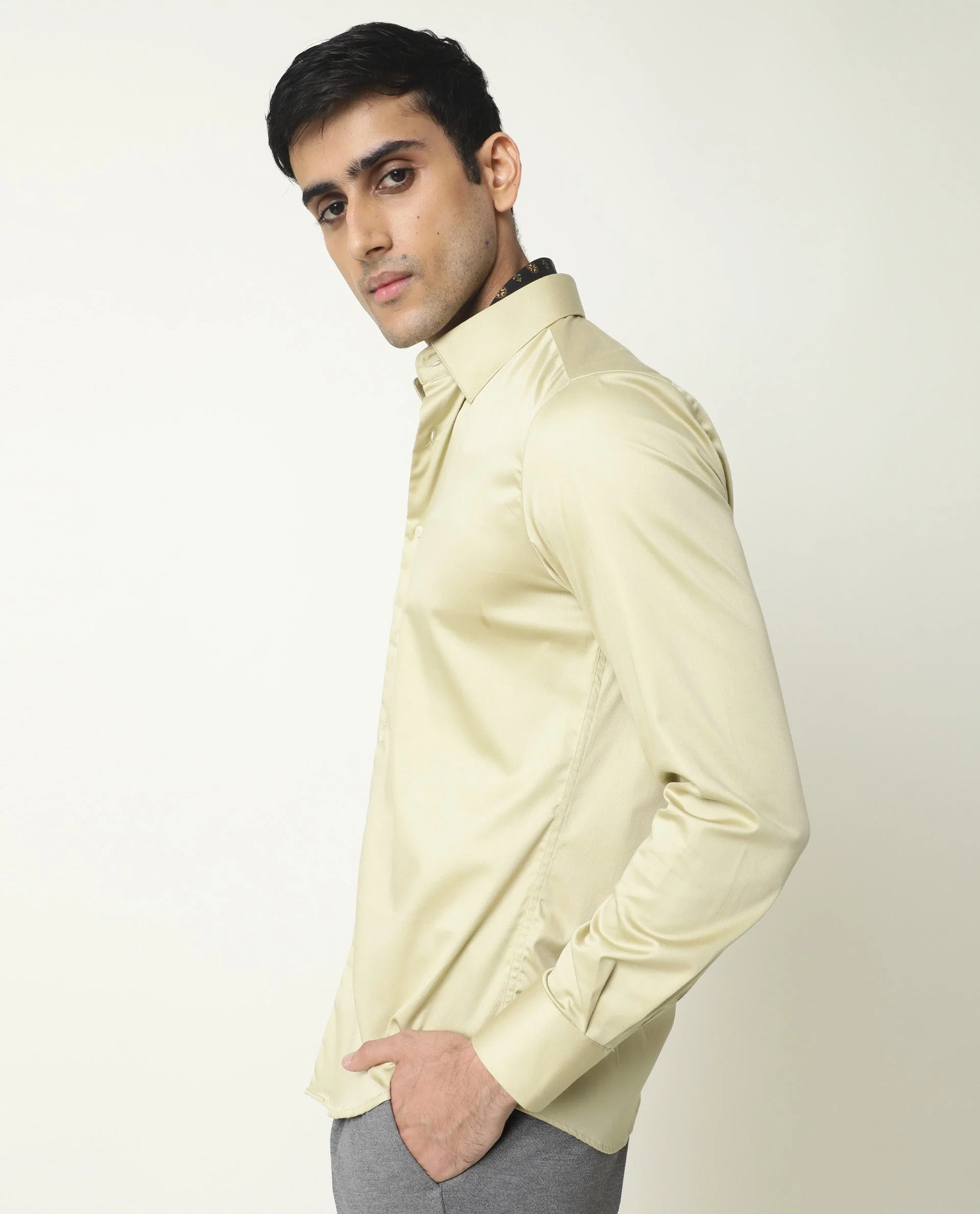 Rare Rabbit Men's Como Green Satin Plain Regular Fit Full Sleeve Collared Shirt - Image 4