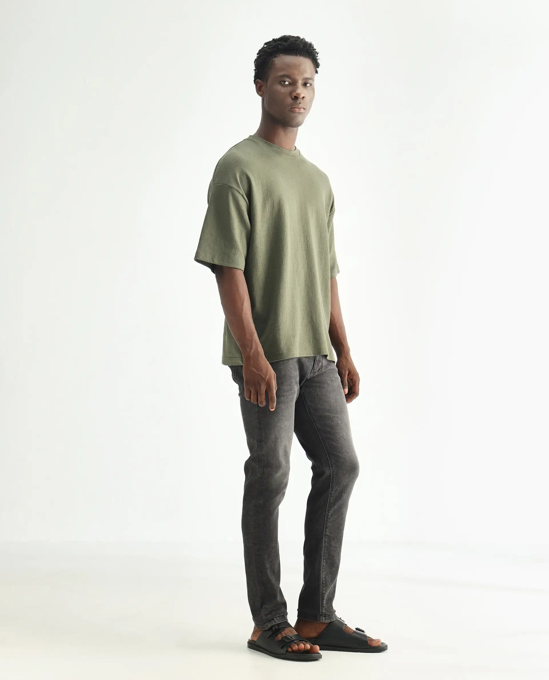 Rare Rabbit Men's Cosmog Black Cotton Plain Hawk Slim Fit Jeans - Image 5