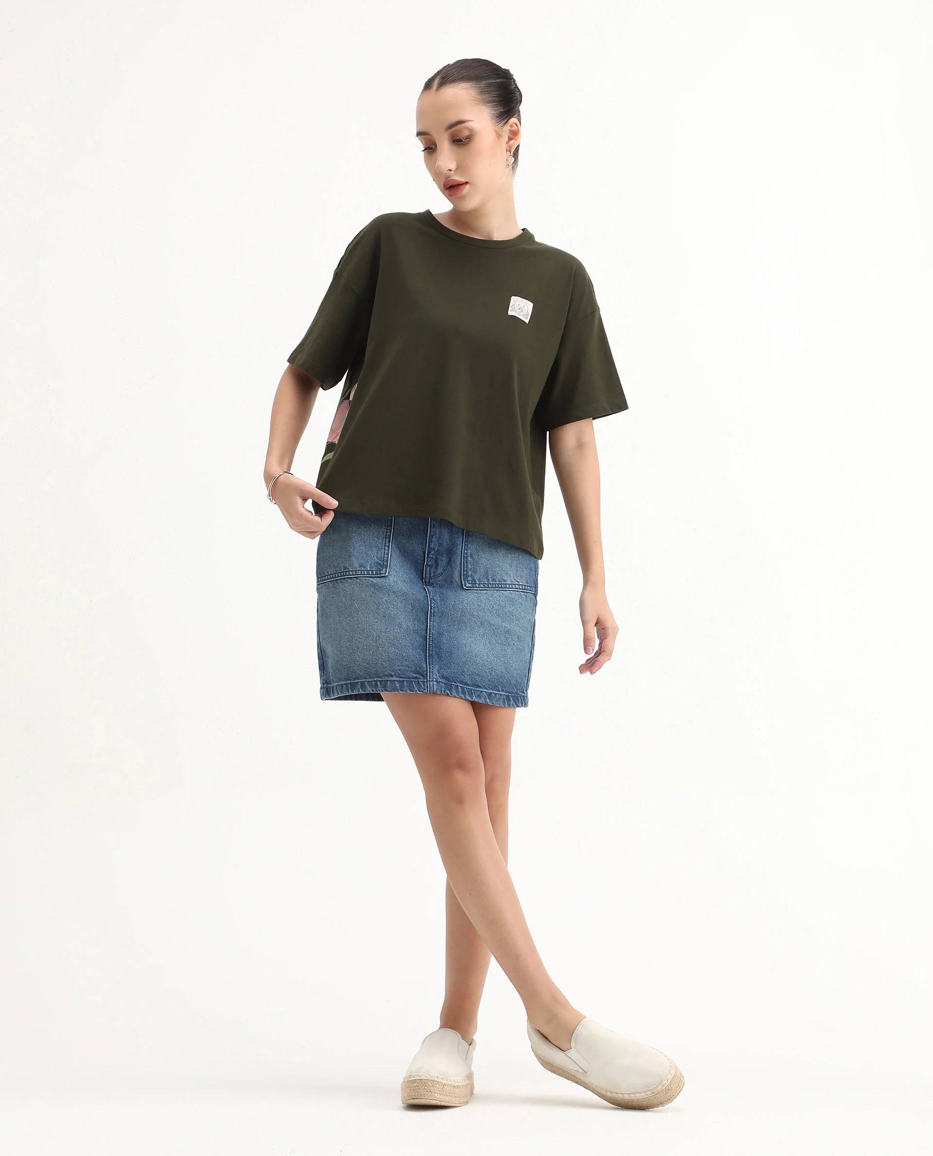 Rareism Women's Couler Olive Cotton Blend Crew Neck Graphic Print Relaxed Fit T-Shirt - Image 2