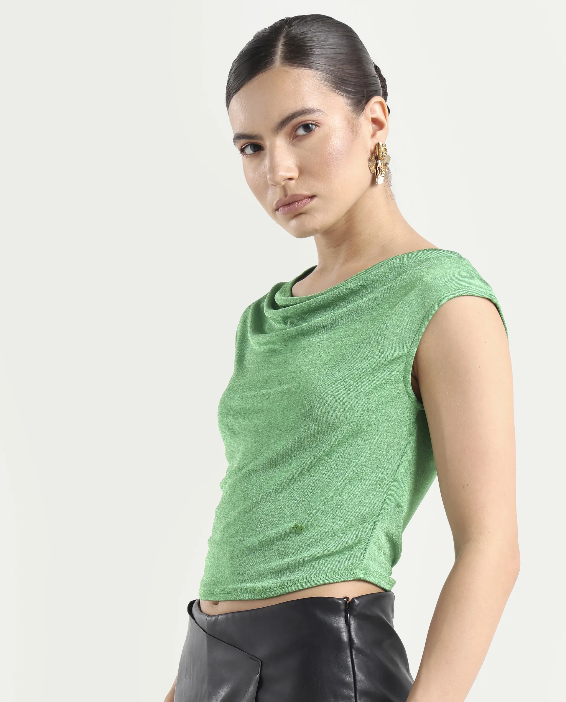 Rareism Women's Cowly Green Polyester Cowl Neck Plain Sleeveless Regular Fit Top - Image 5