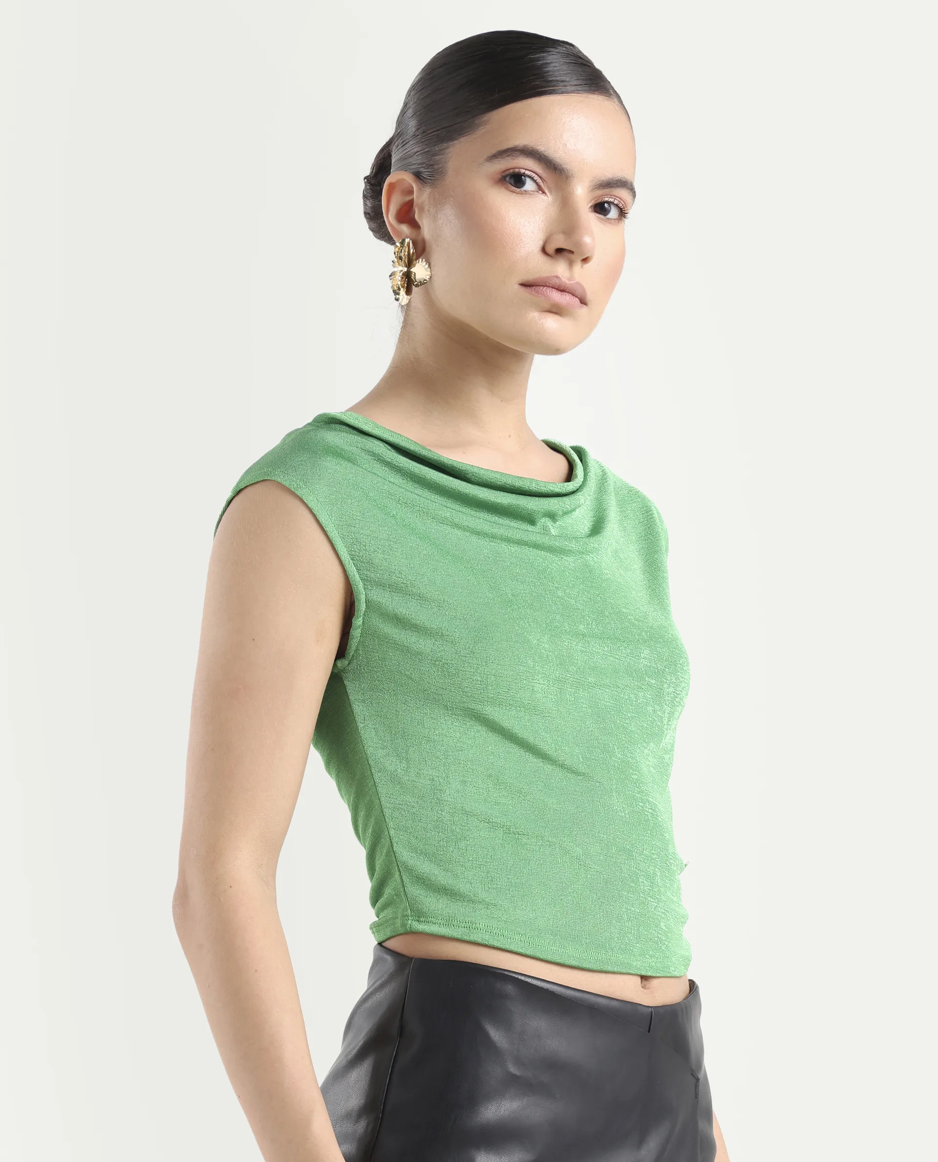 Rareism Women's Cowly Green Polyester Cowl Neck Plain Sleeveless Regular Fit Top - Image 6