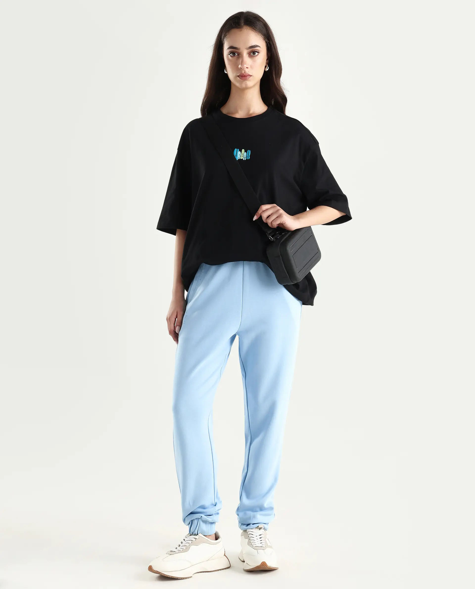Rareism Women's Heavy Weight Interlock 340 Gsm Cotton Blend Plain Ankle Length Relaxed Fit Track Pant - Image 5