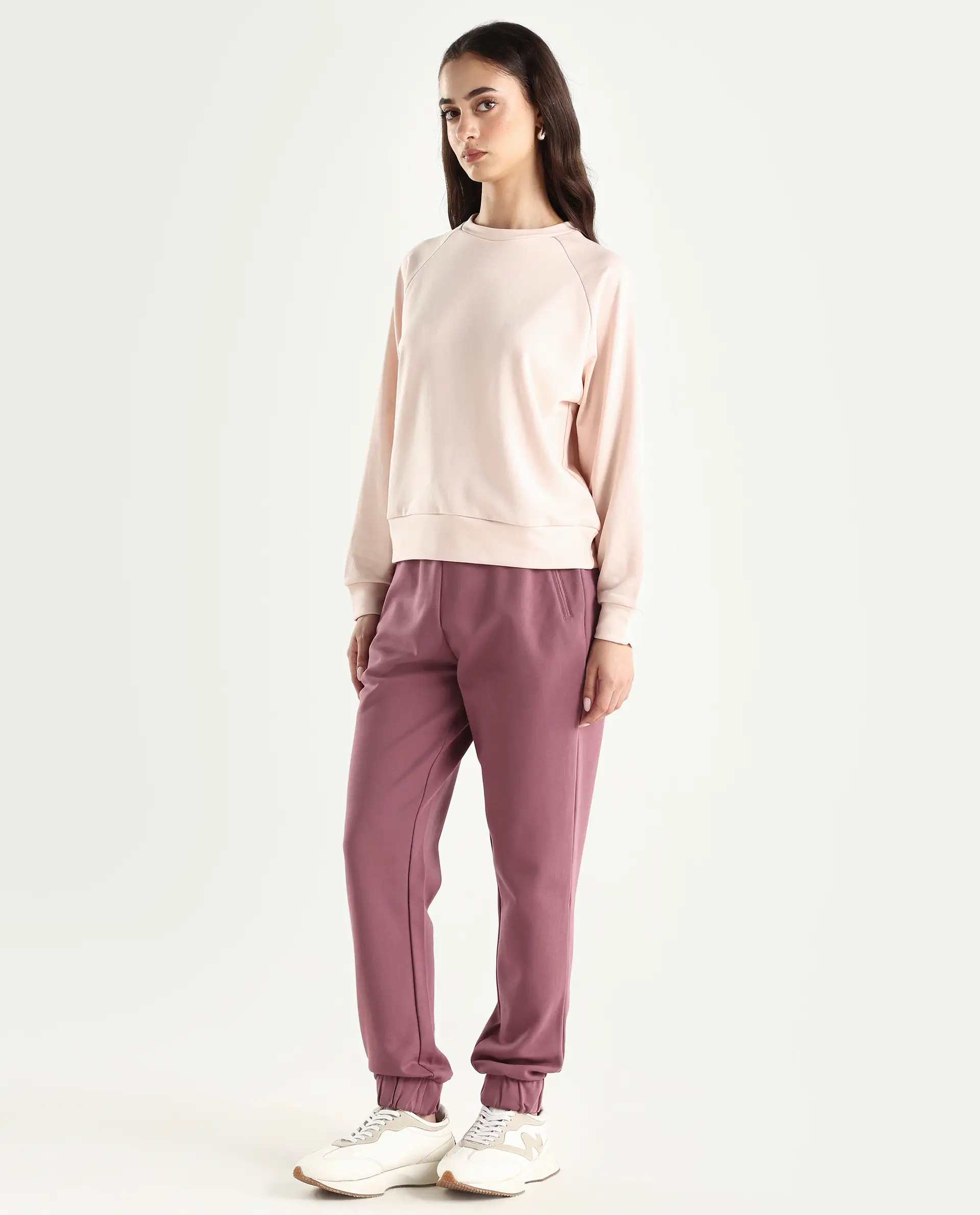 Rareism Women's Heavy Weight Interlock 340 Gsm Cotton Blend Plain Ankle Length Relaxed Fit Track Pant - Image 5