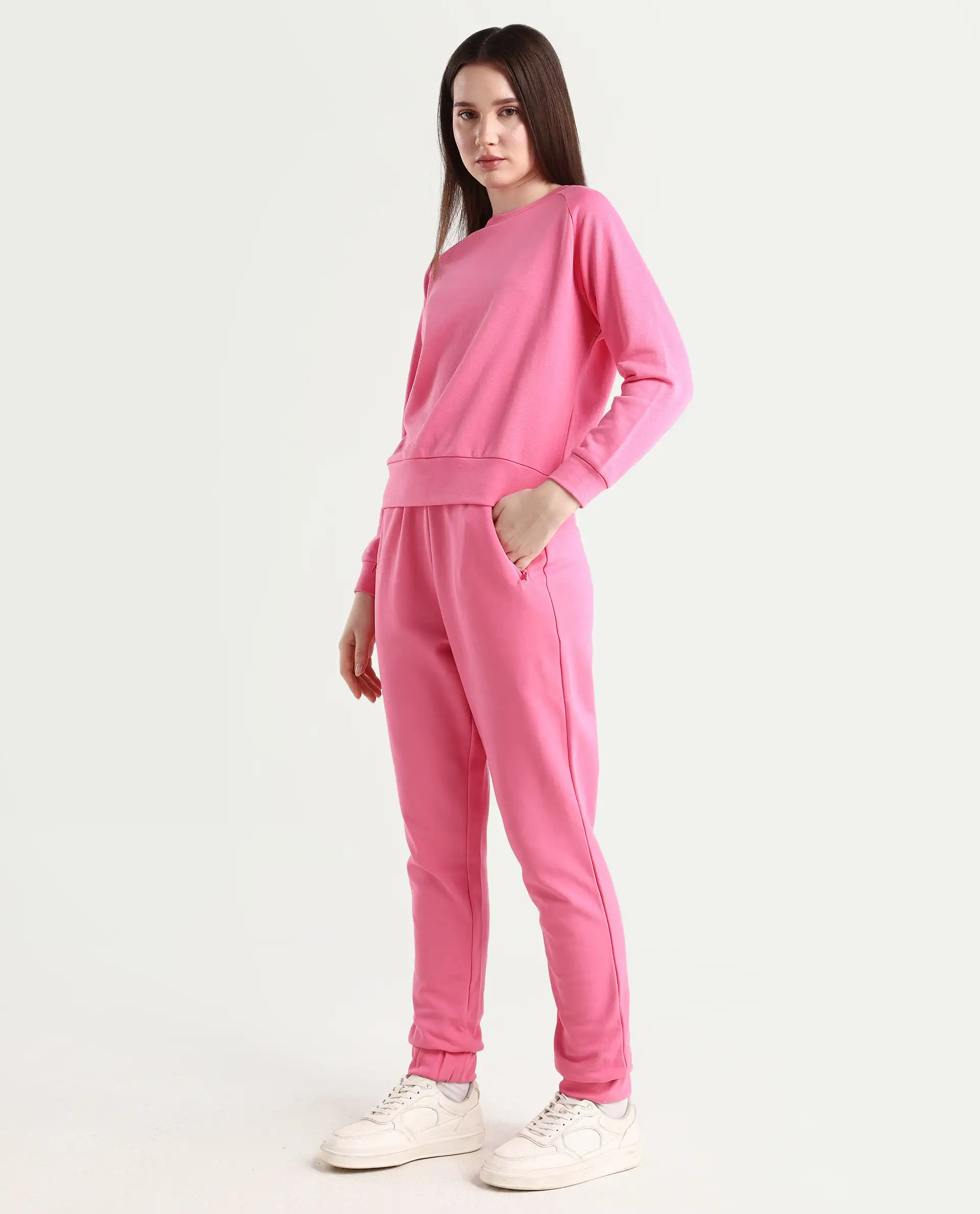 Rareism Women's Heavy Weight Interlock 340 Gsm Cotton Blend Plain Ankle Length Relaxed Fit Track Pant - Image 6