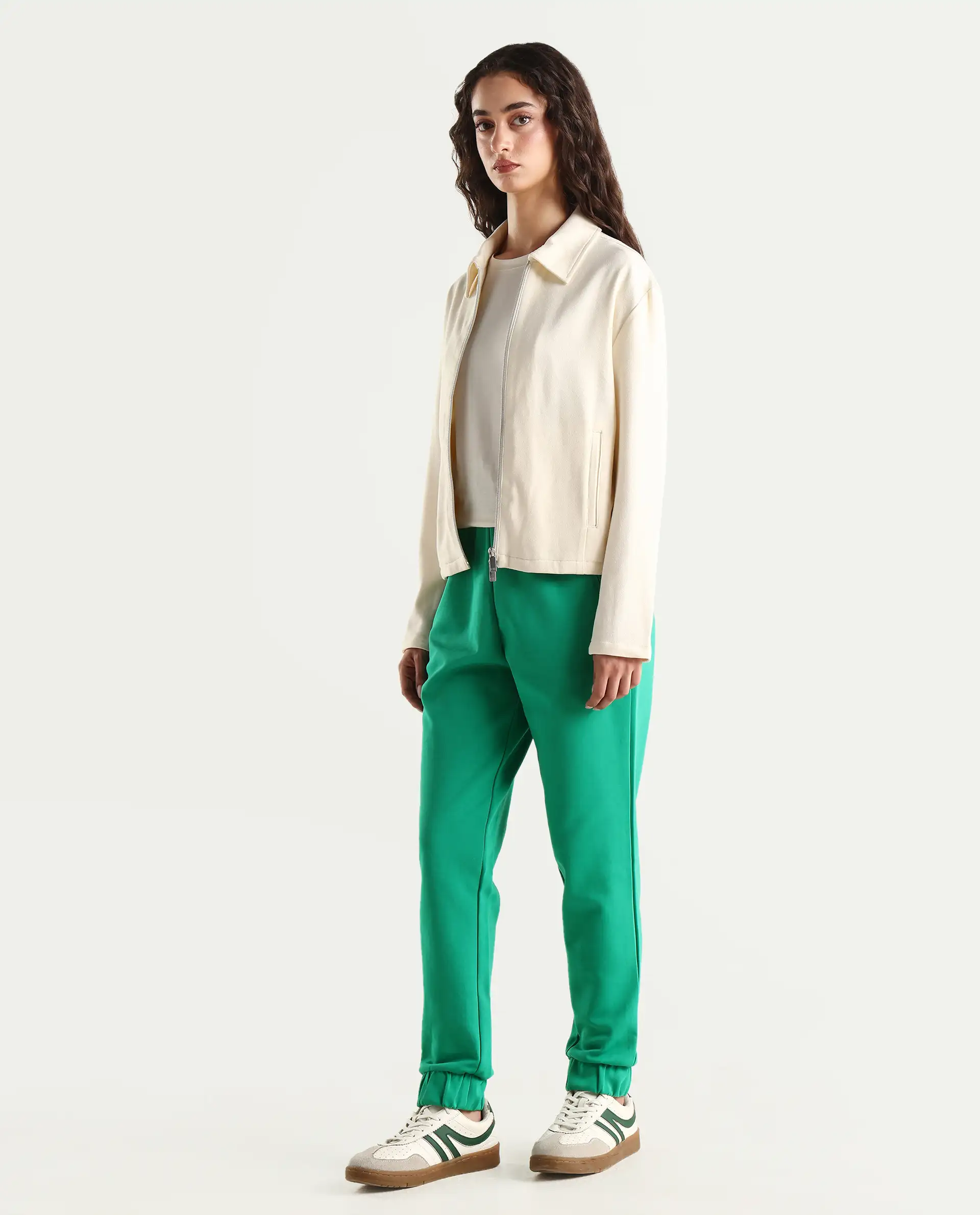 Rareism Women's Heavy Weight Interlock 340 Gsm Cotton Blend Plain Ankle Length Relaxed Fit Track Pant - Image 6