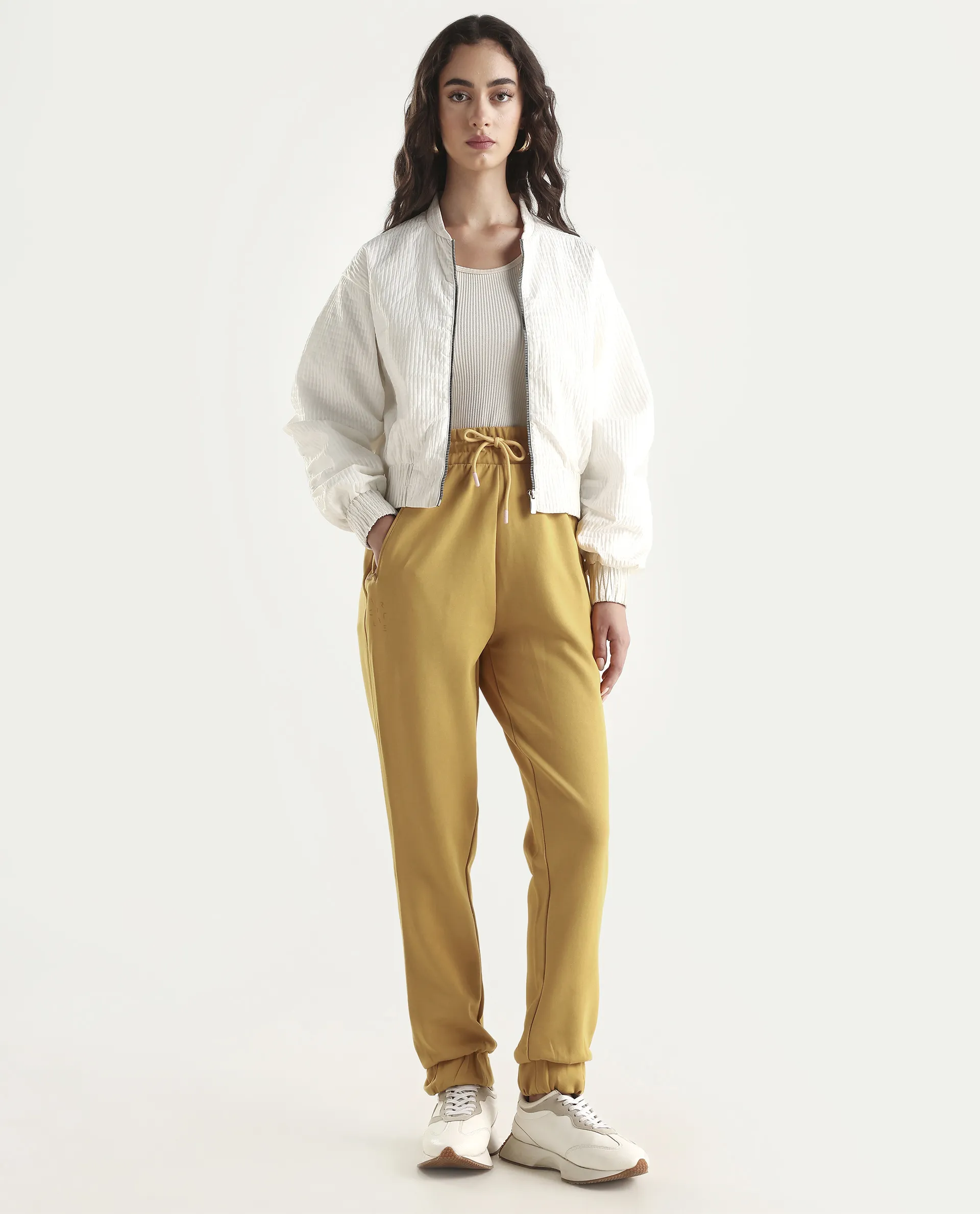 Rareism Women's Heavy Weight Interlock 340 Gsm Cotton Blend Plain Ankle Length Relaxed Fit Track Pant