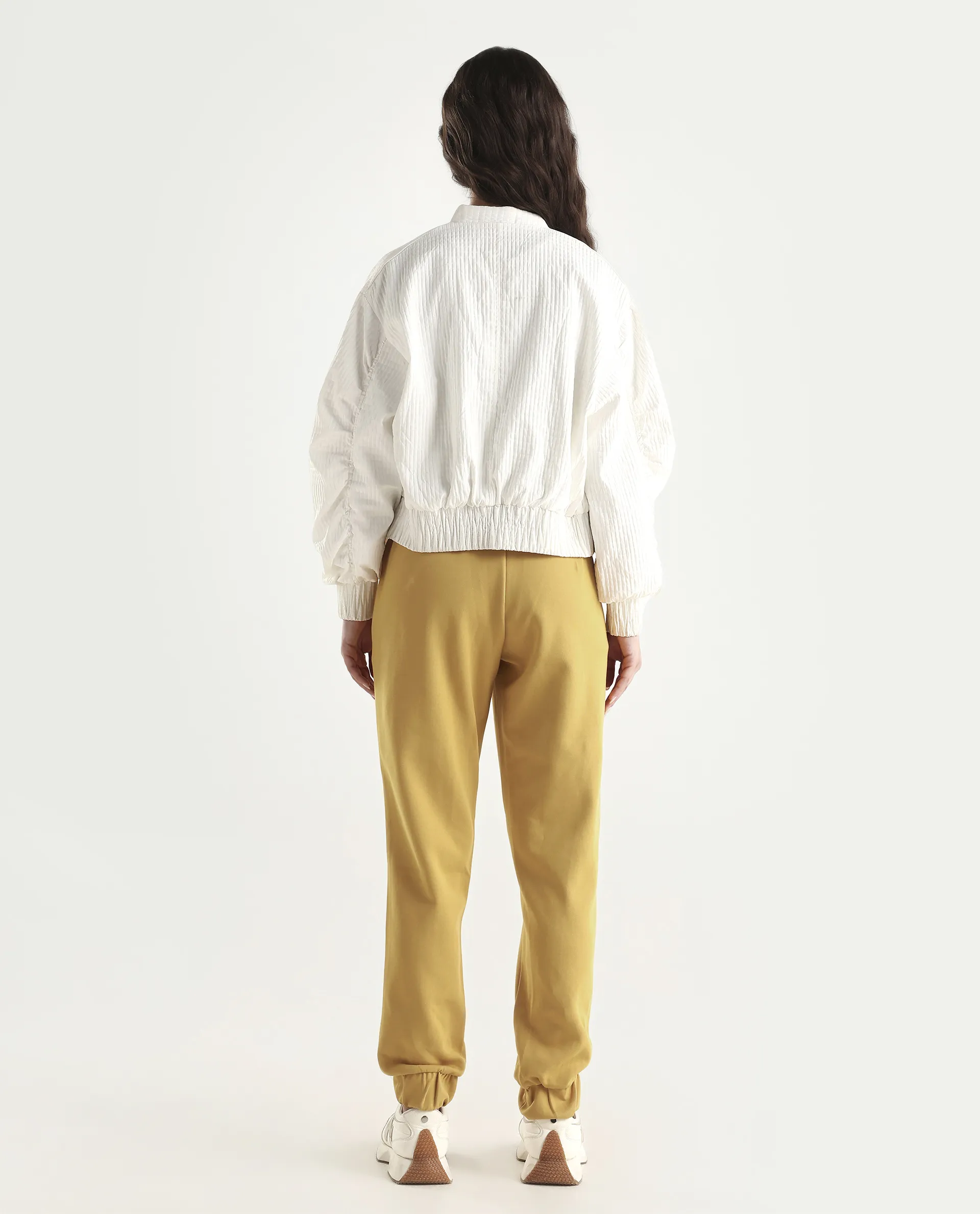 Rareism Women's Heavy Weight Interlock 340 Gsm Cotton Blend Plain Ankle Length Relaxed Fit Track Pant - Image 7
