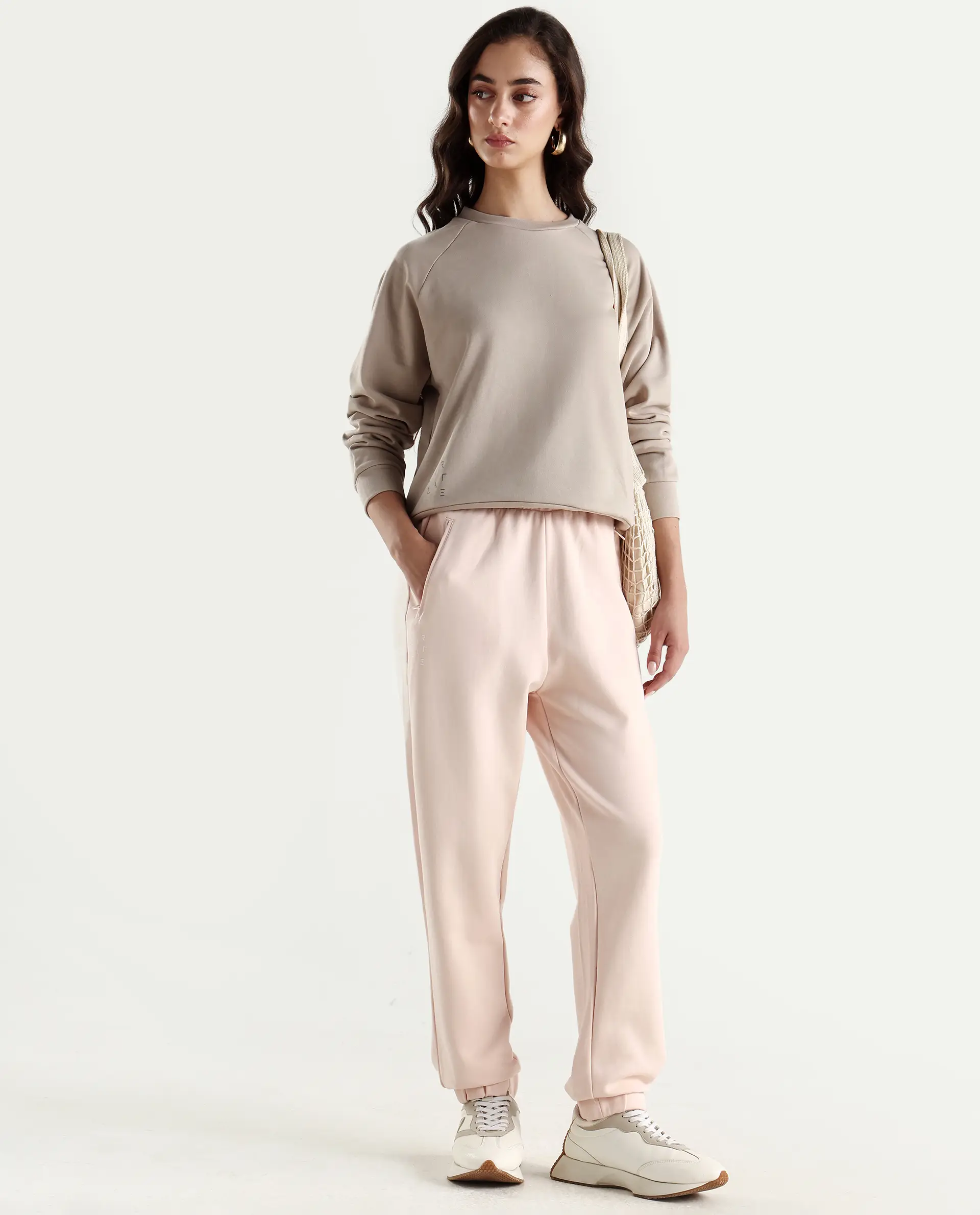 Rareism Women's Heavy Weight Interlock 340 Gsm Cotton Blend Plain Ankle Length Relaxed Fit Track Pant