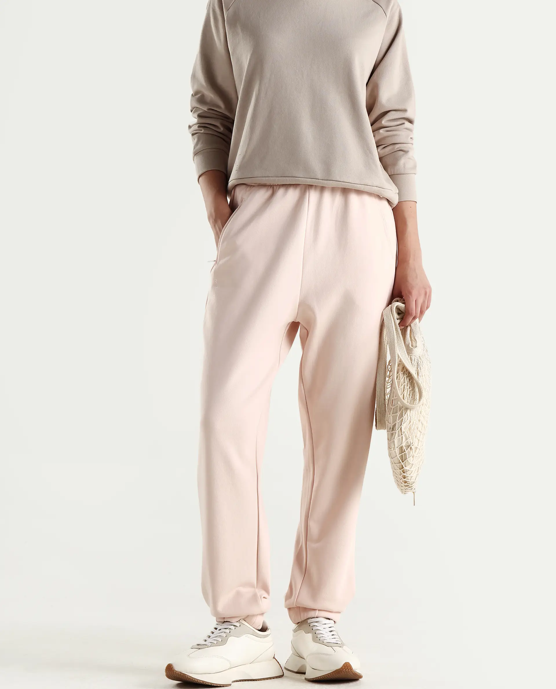 Rareism Women's Heavy Weight Interlock 340 Gsm Cotton Blend Plain Ankle Length Relaxed Fit Track Pant - Image 2