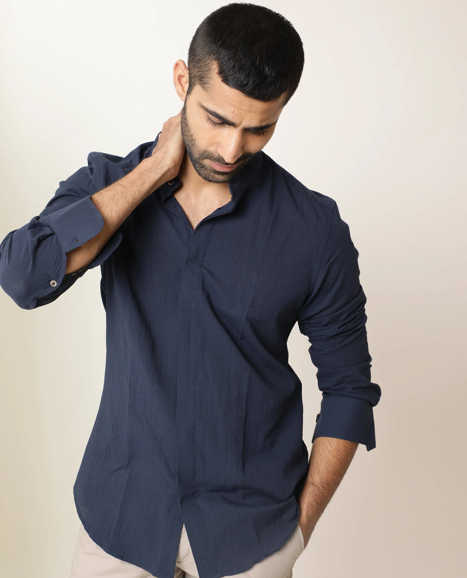 Rare Rabbit Men's Crinckle Navy Cotton Plain Regular Fit Full Sleeve Mandarin Collar Shirt - Image 8
