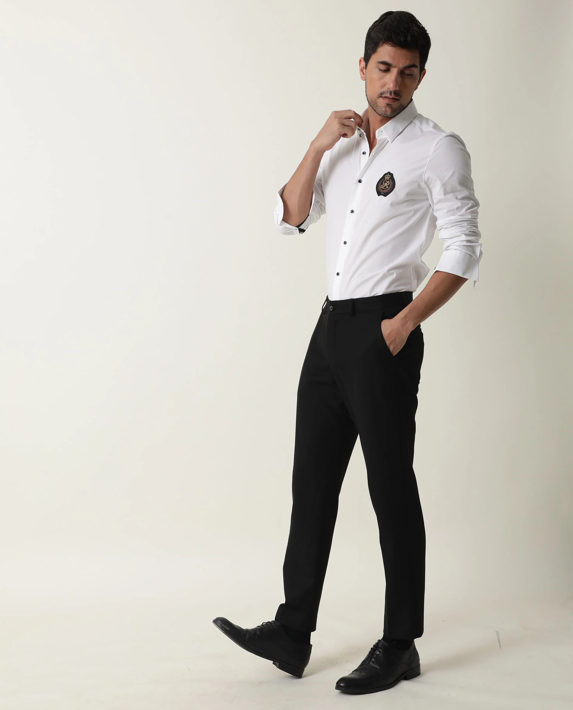 Rare Rabbit Men's Crown White Cotton Plain Regular Fit Full Sleeve Spread Collar Shirt - Image 2