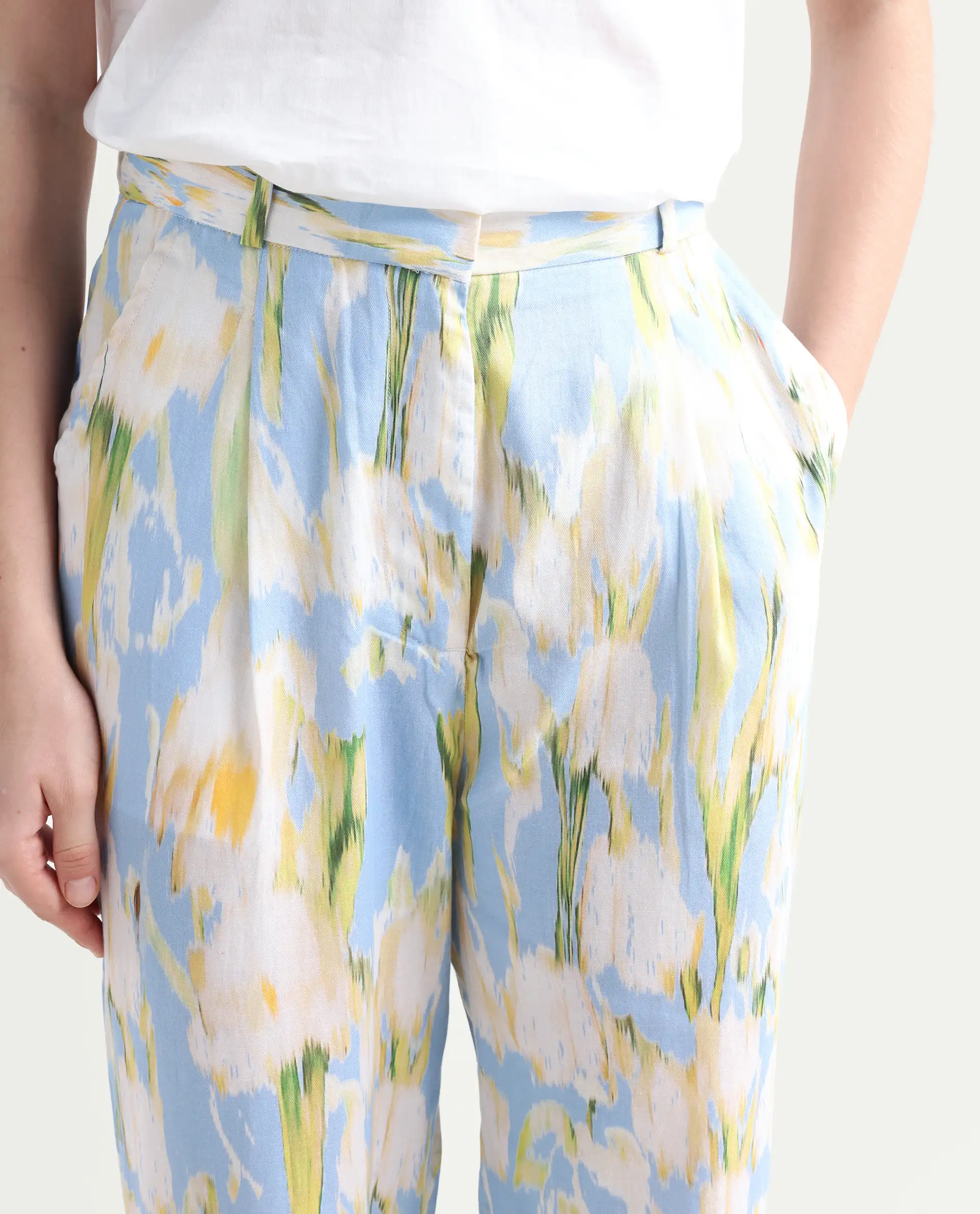 Rareism Women's Cult Green Cotton Abstract Print Ankle Length Slim Fit Trouser - Image 4