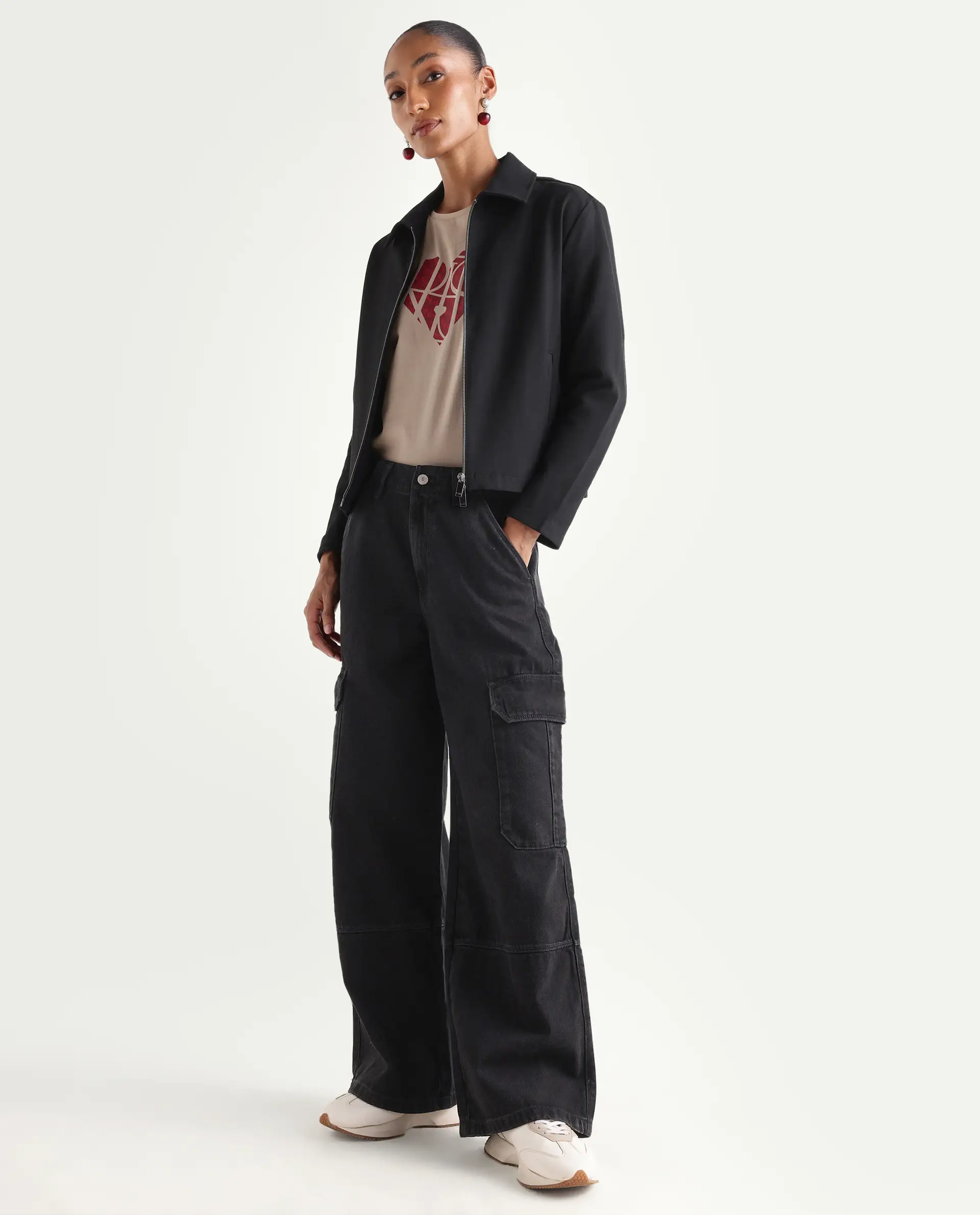 Rareism Women's Cyar Black Cotton Blend Plain Ankle Length Cargo Jeans - Image 4