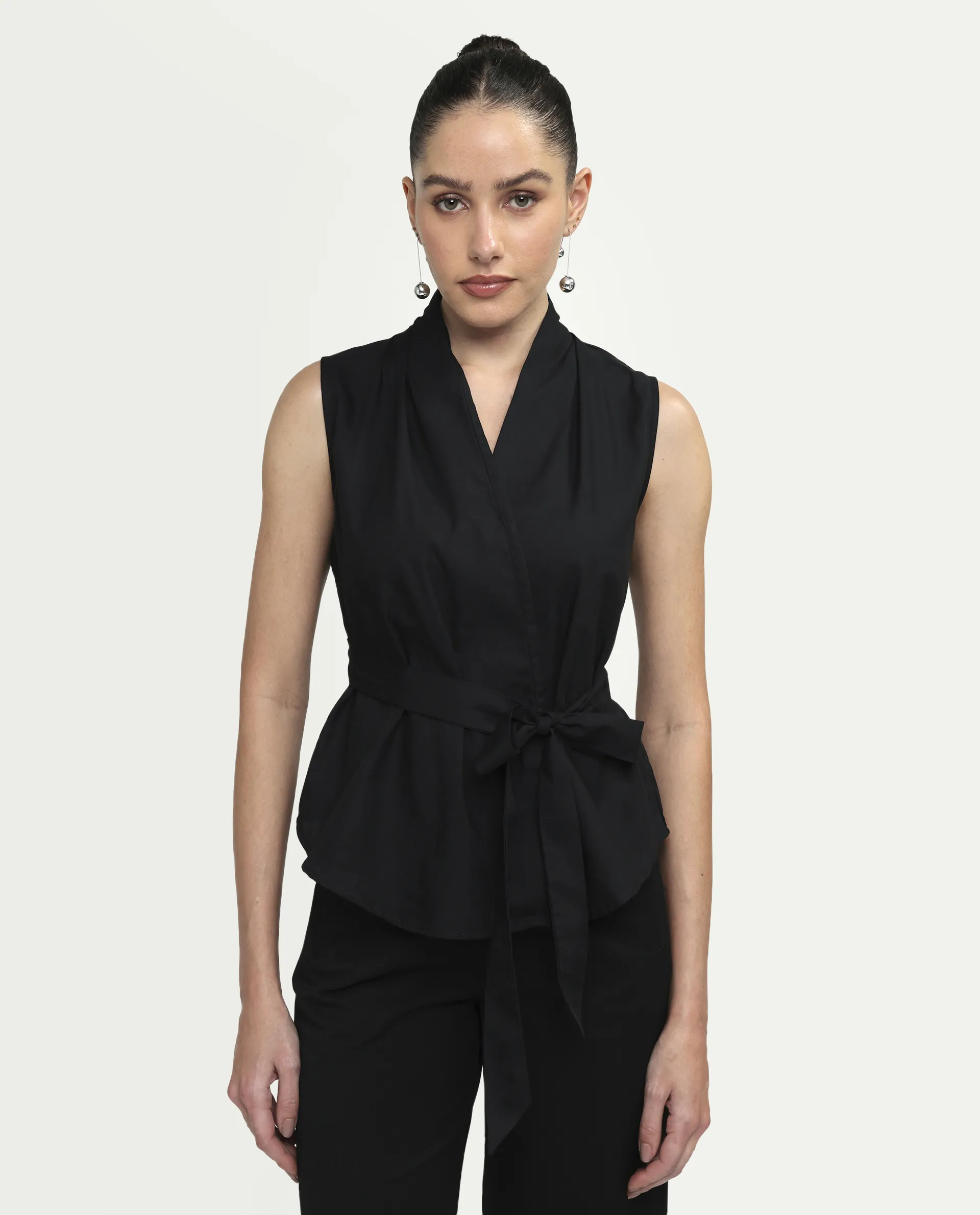 Rareism Women's Cyra Black Viscose Blend Sleeveless Regular Fit Plain Top - Image 3