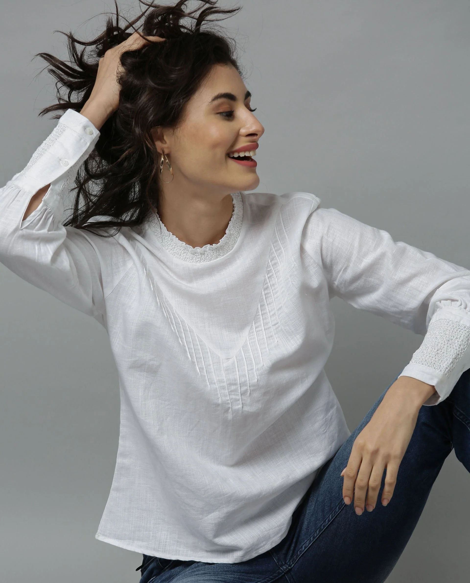 Rareism Women Dandellion White Top Full Sleeves - Image 2