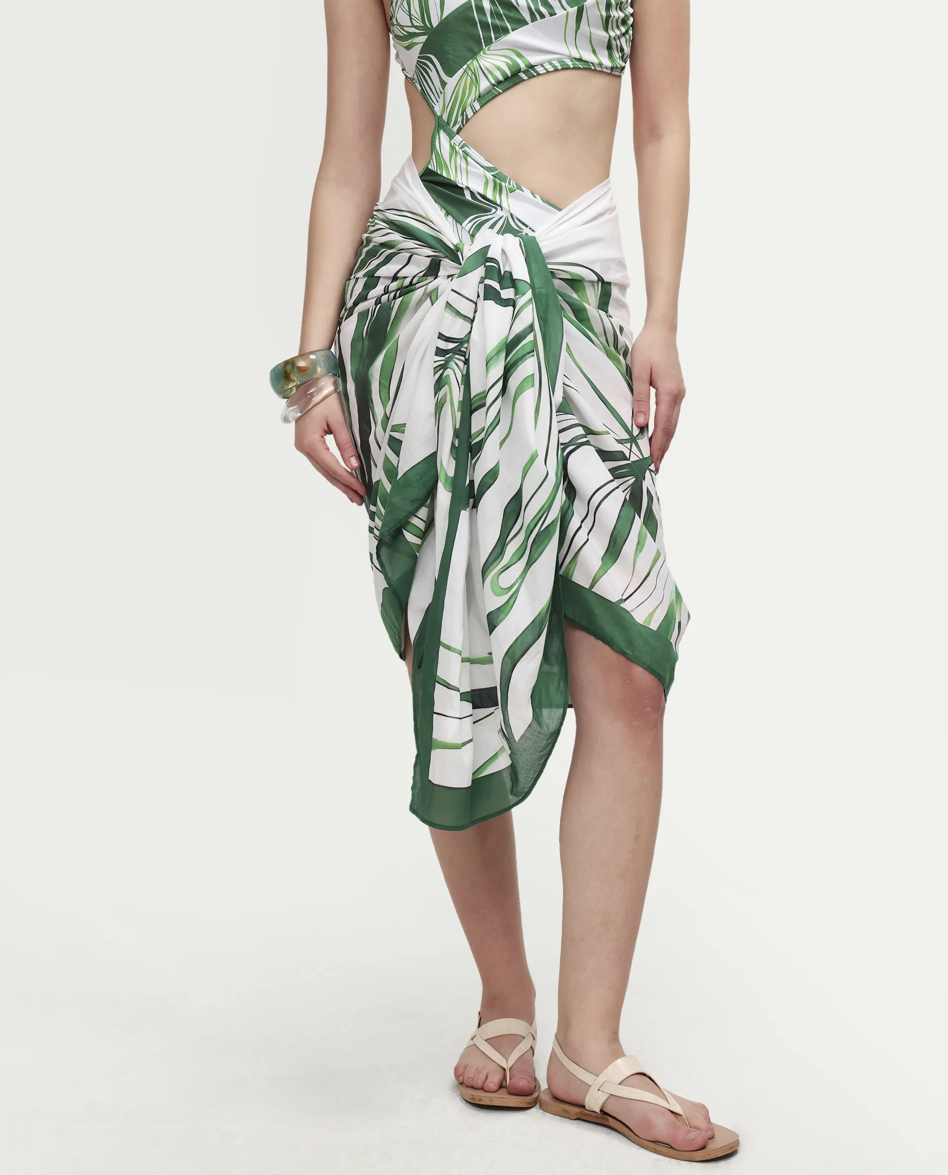 Rareism Women's Daphy Green Abstract Print Scarf - Image 2